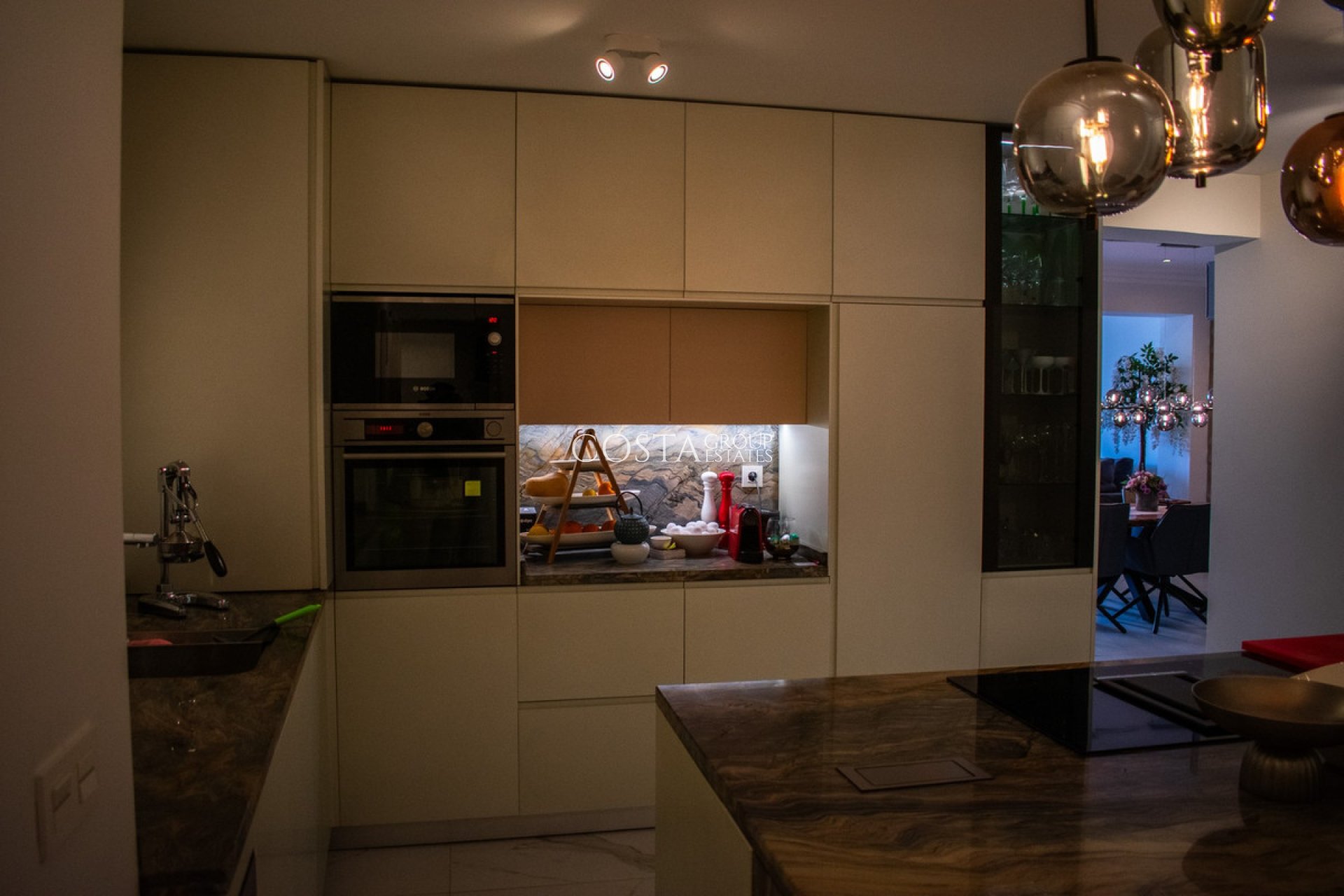 Wiederverkauf - Apartments -
Torrevieja - Torrevieja Centro