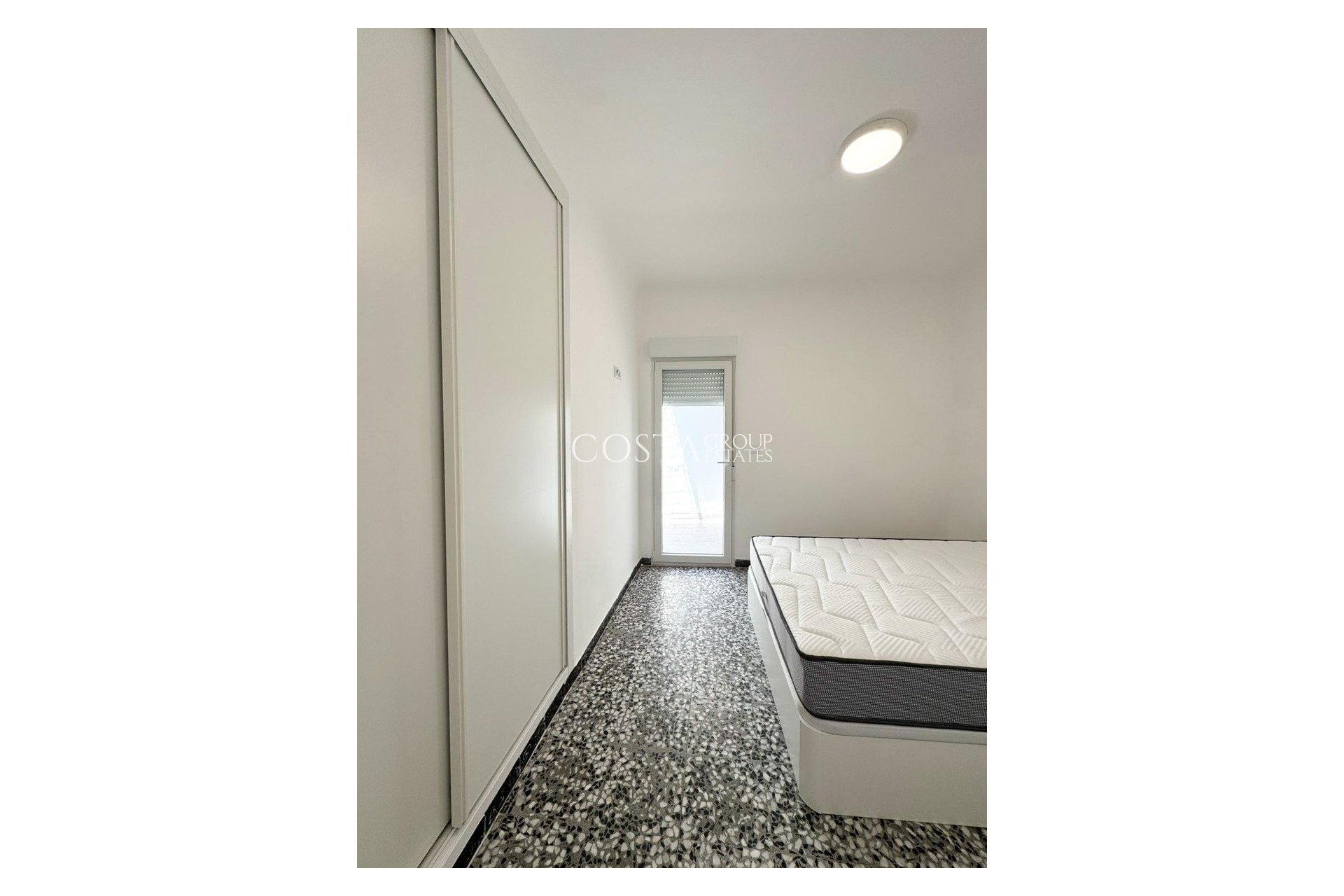 Wiederverkauf - Apartments -
Torrevieja - Torrevieja Centro