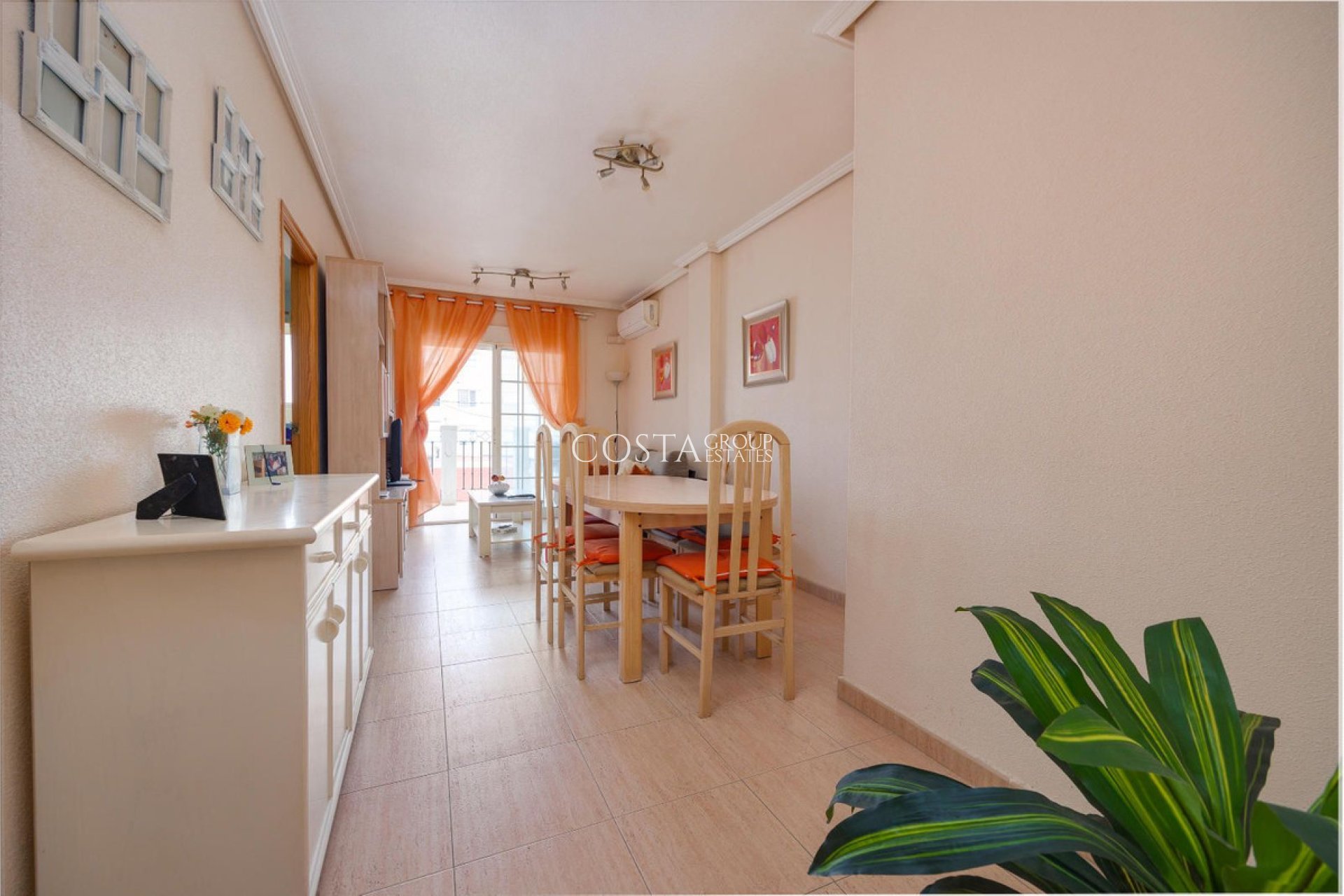 Wiederverkauf - Apartments -
Torrevieja - Torrevieja Centro