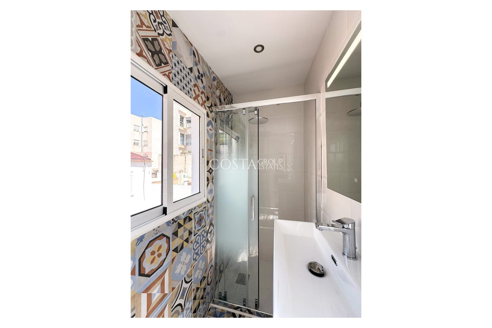 Wiederverkauf - Apartments -
Torrevieja