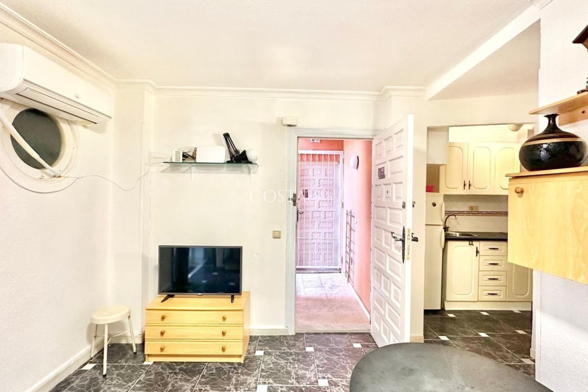 Wiederverkauf - Apartments -
Torrevieja