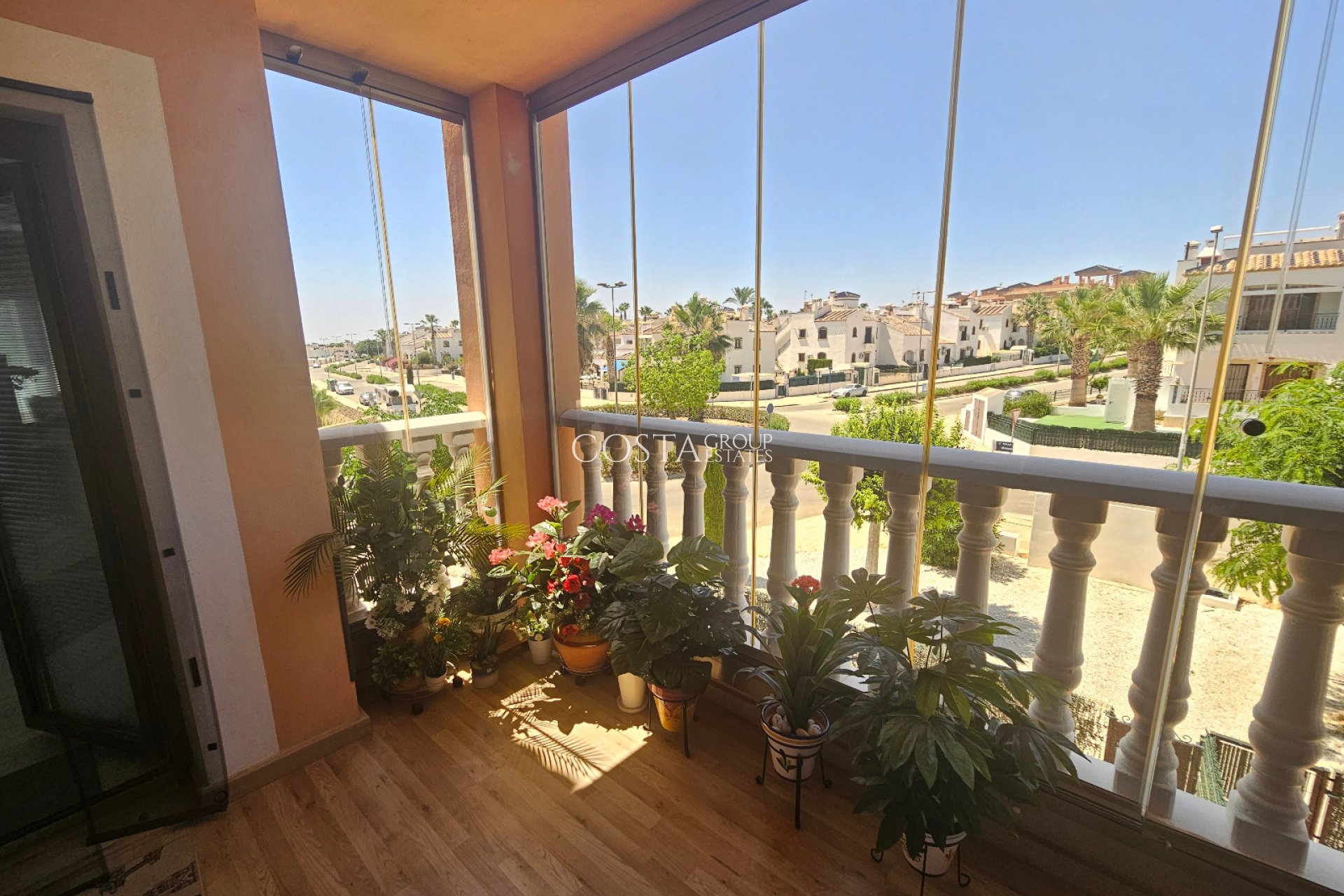 Wiederverkauf - Apartments -
Villamartín - PAU 8