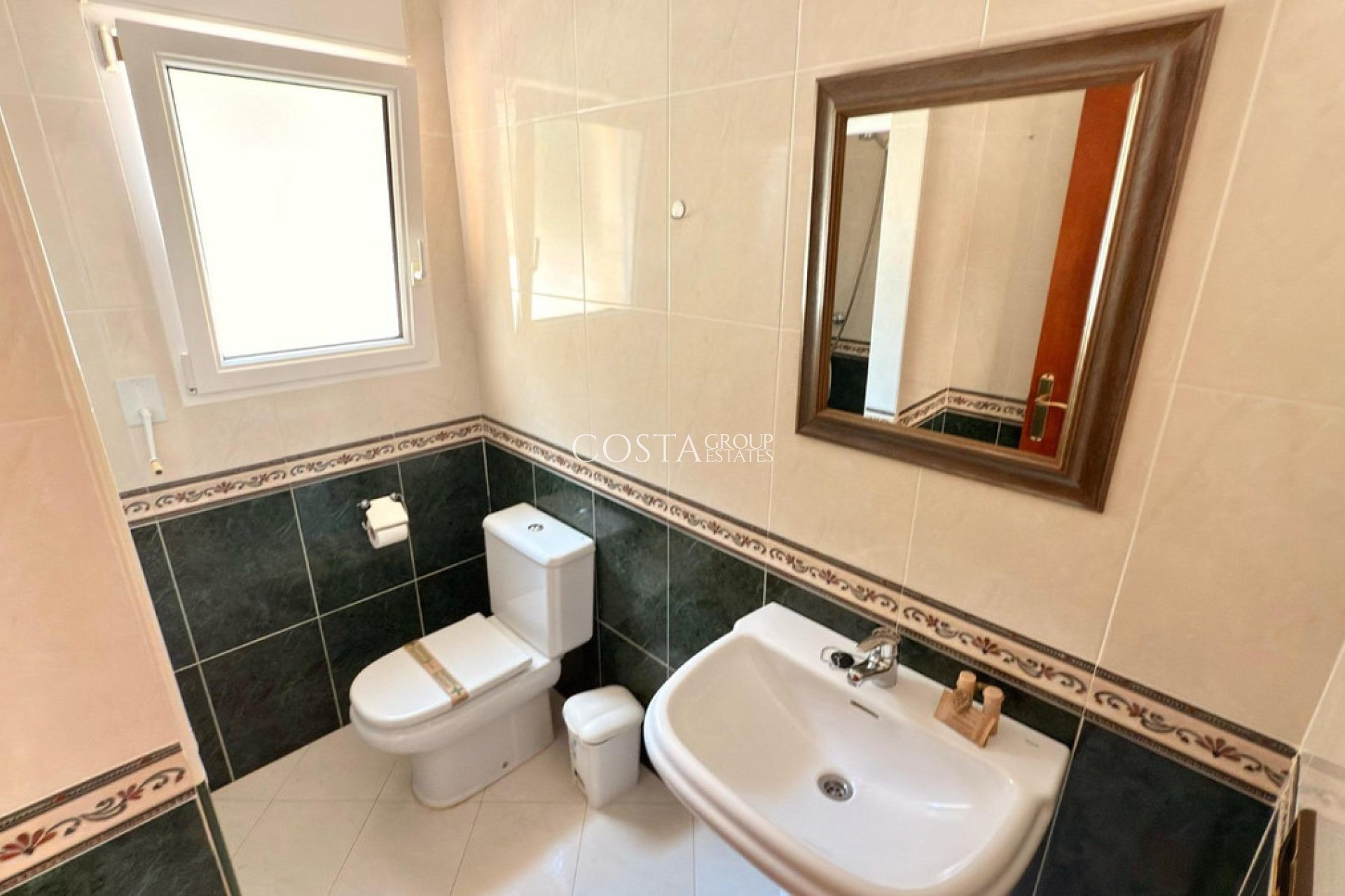 Wiederverkauf - House -
Calpe - Calpe Centro