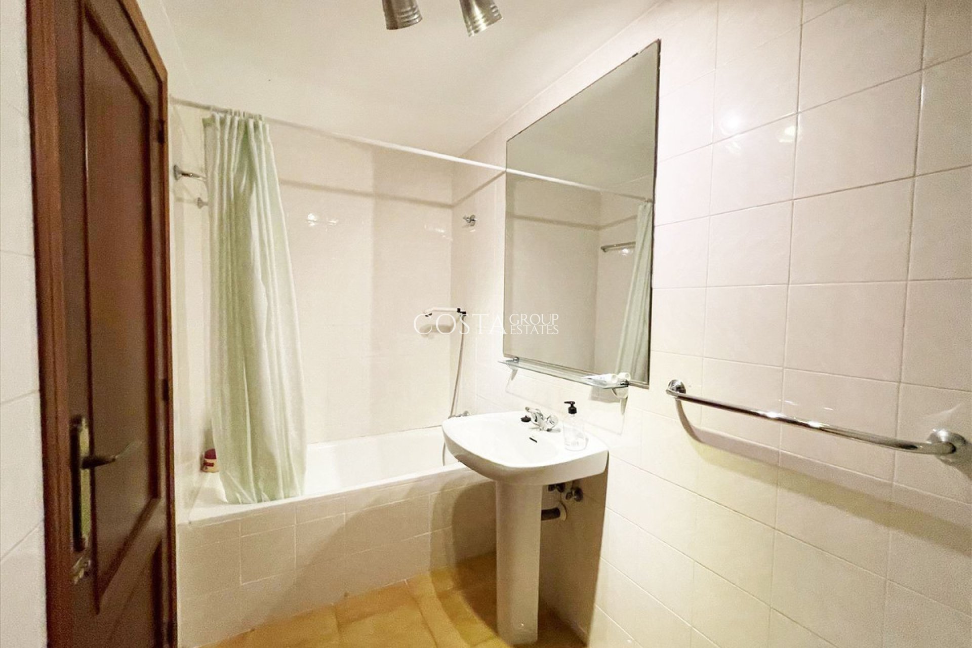 Wiederverkauf - House -
Calpe - Calpe Centro