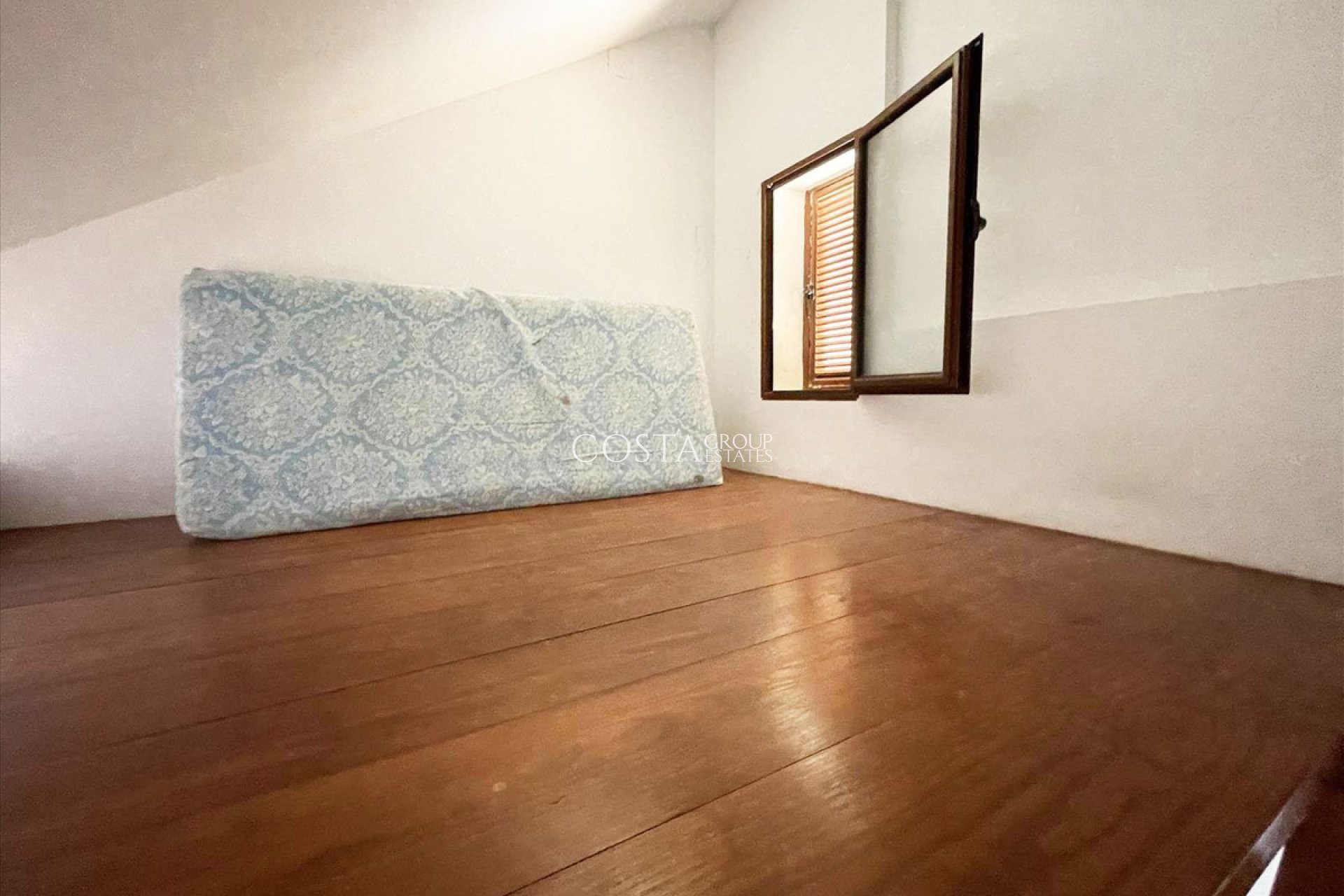 Wiederverkauf - House -
Calpe - Calpe Centro