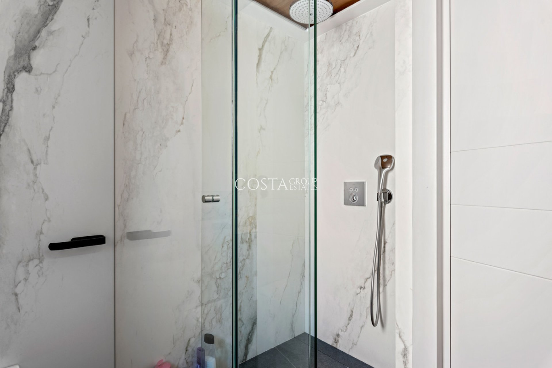 Wiederverkauf - House -
Guardamar del Segura - Guardamar del Segura Centro