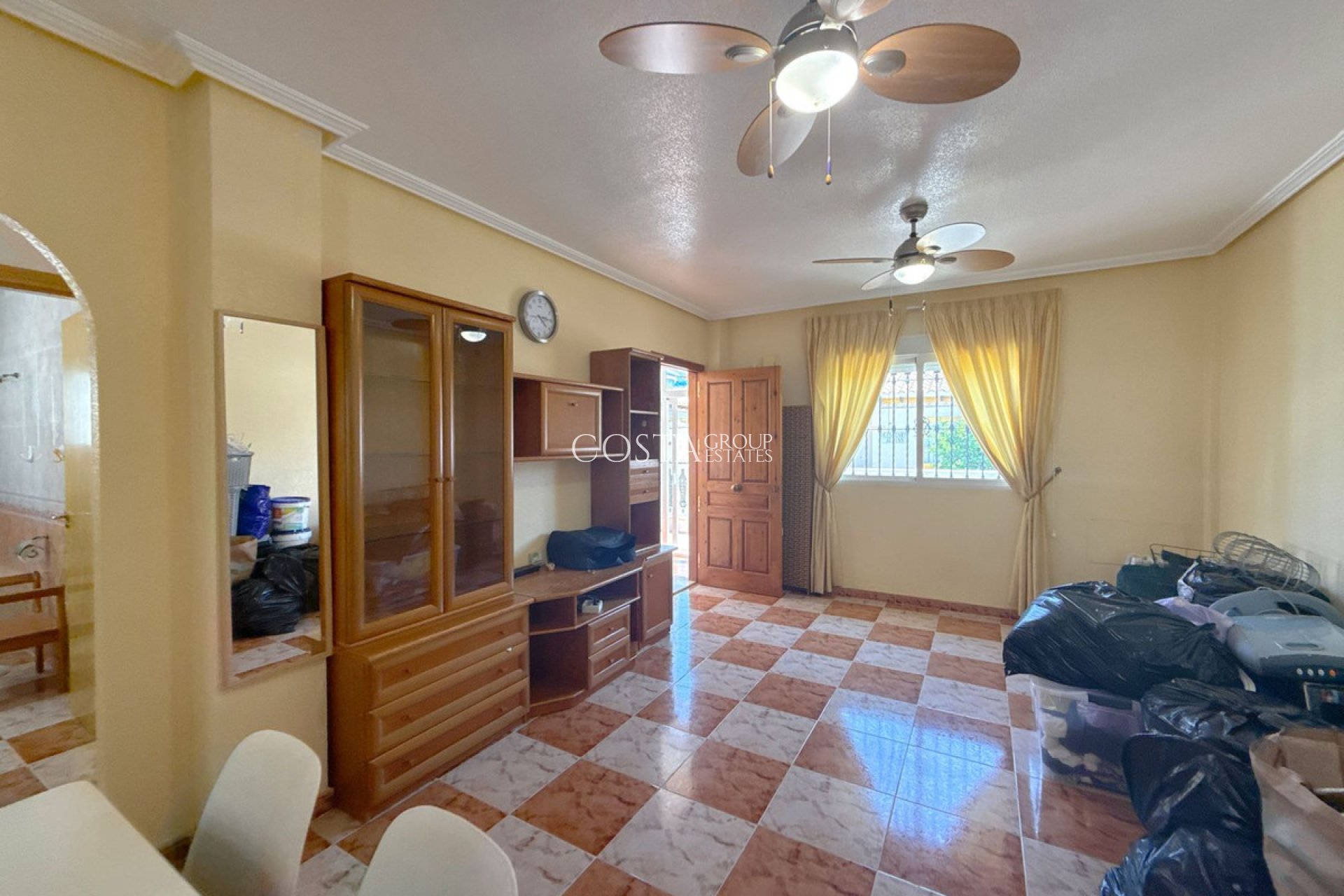 Wiederverkauf - House -
Orihuela - Cabo Roig