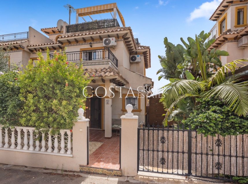 Wiederverkauf - House -
Orihuela Costa - La Regia