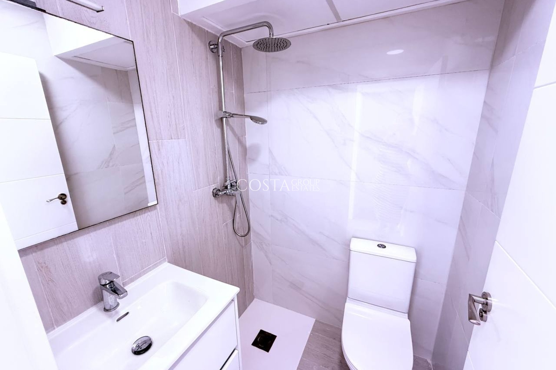 Wiederverkauf - House -
Orihuela Costa - Las Filipinas