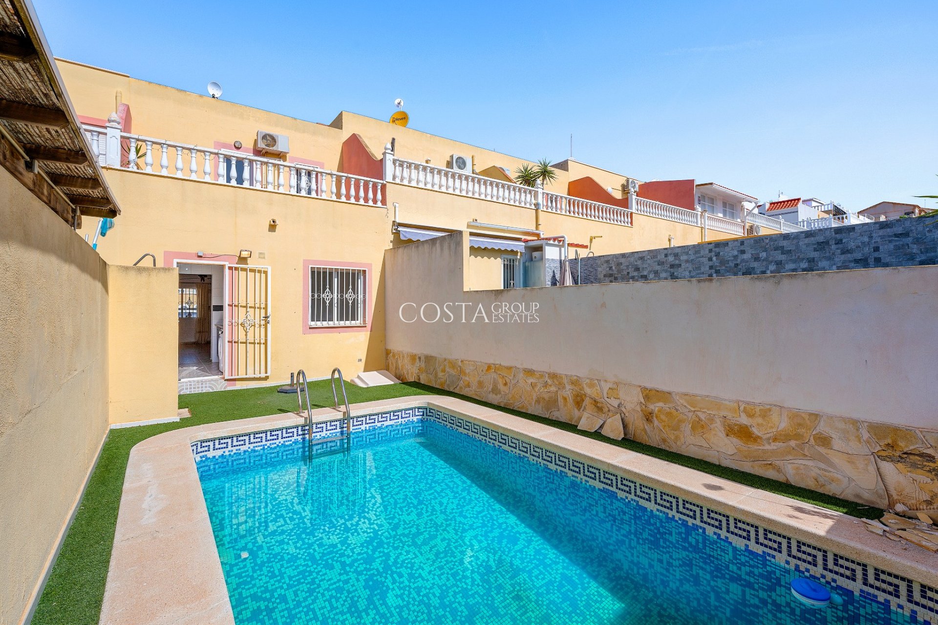 Wiederverkauf - House -
Orihuela Costa - Las Filipinas