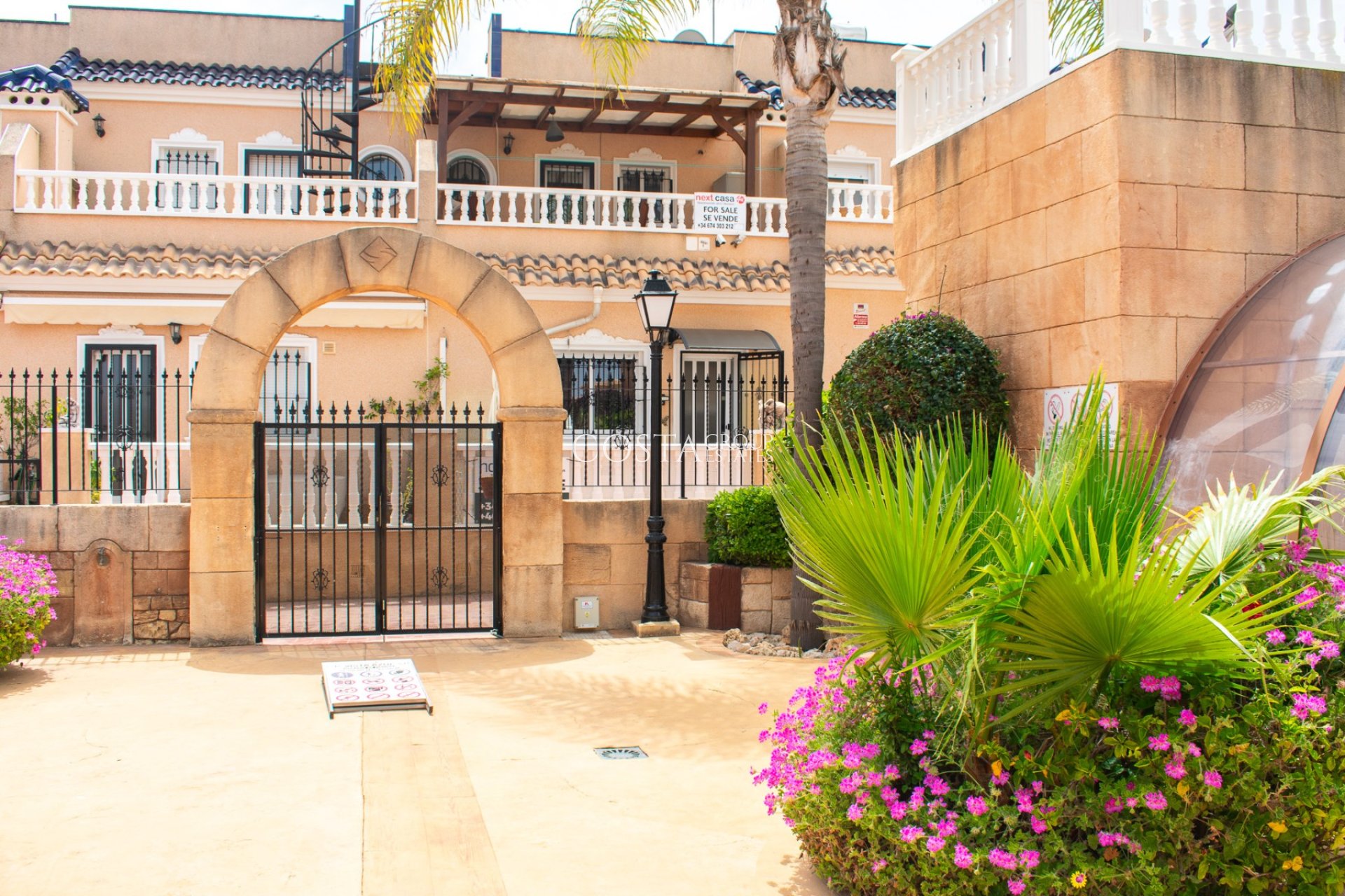 Wiederverkauf - House -
Orihuela Costa - Los Dolses