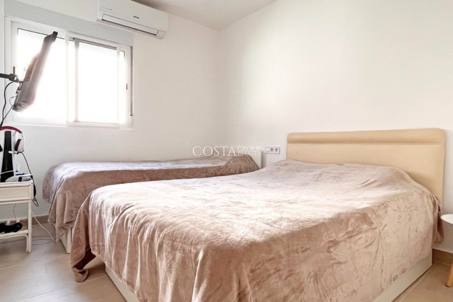 Wiederverkauf - House -
Orihuela Costa - Playa Flamenca