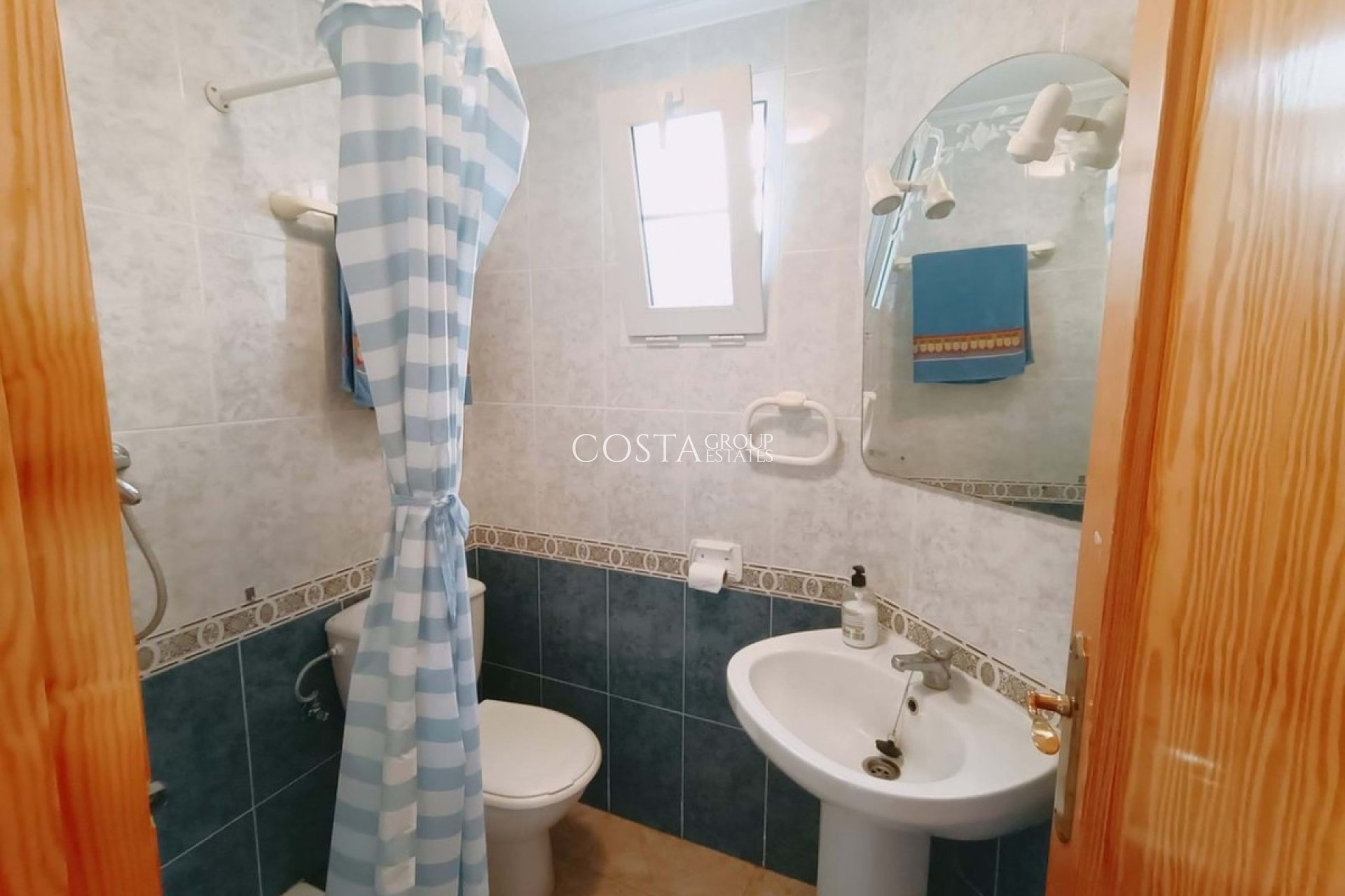 Wiederverkauf - House -
Orihuela Costa - Playa Flamenca