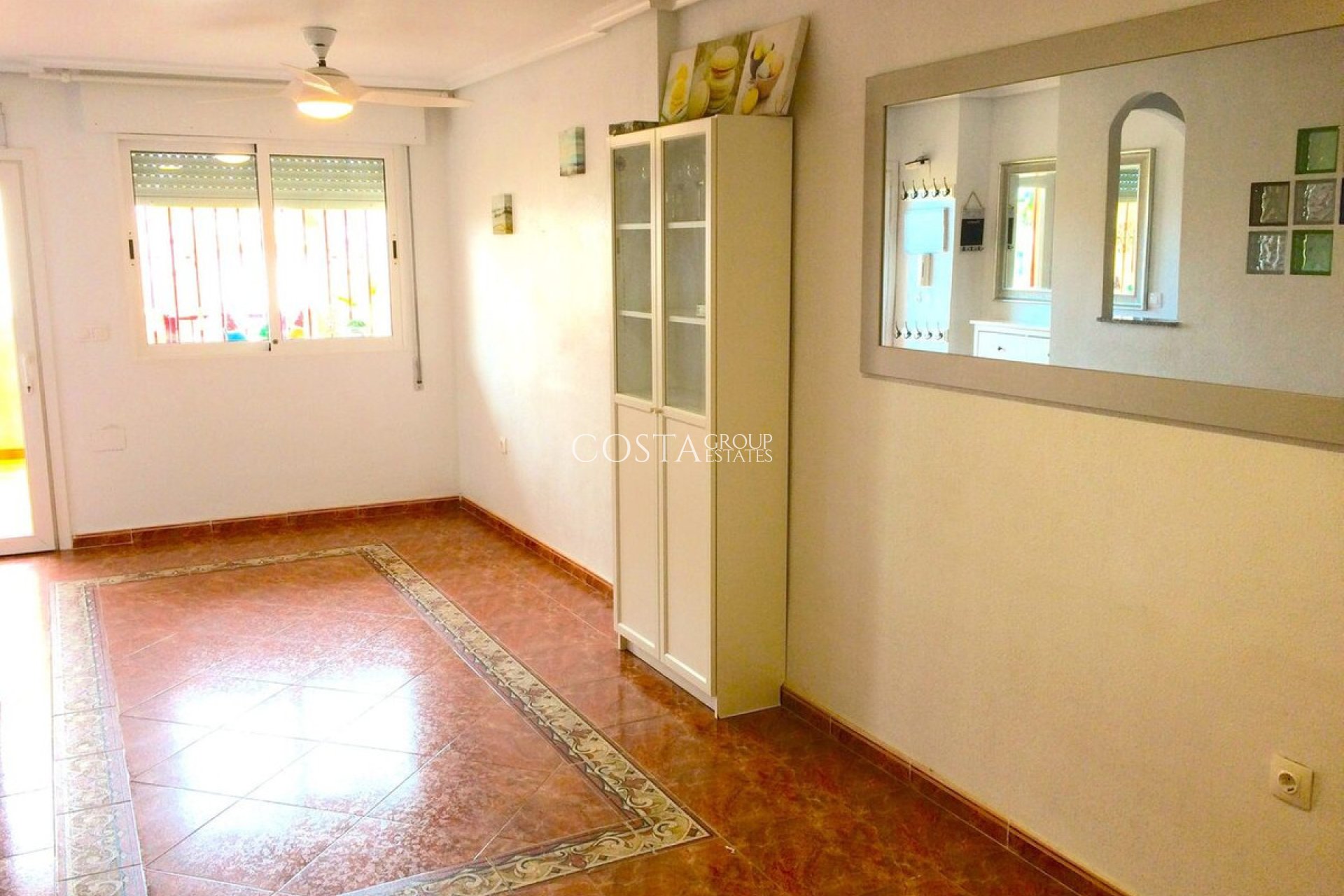 Wiederverkauf - House -
Orihuela Costa - Playa Flamenca