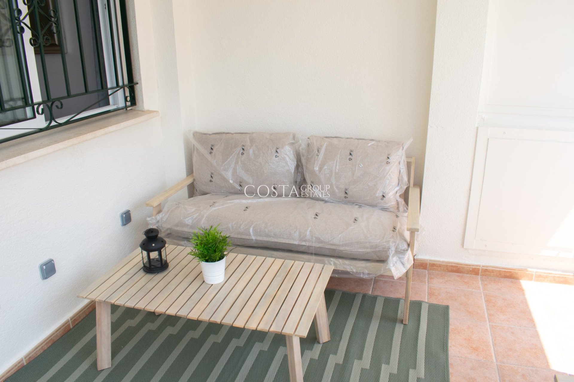 Wiederverkauf - House -
Orihuela Costa - Punta Prima