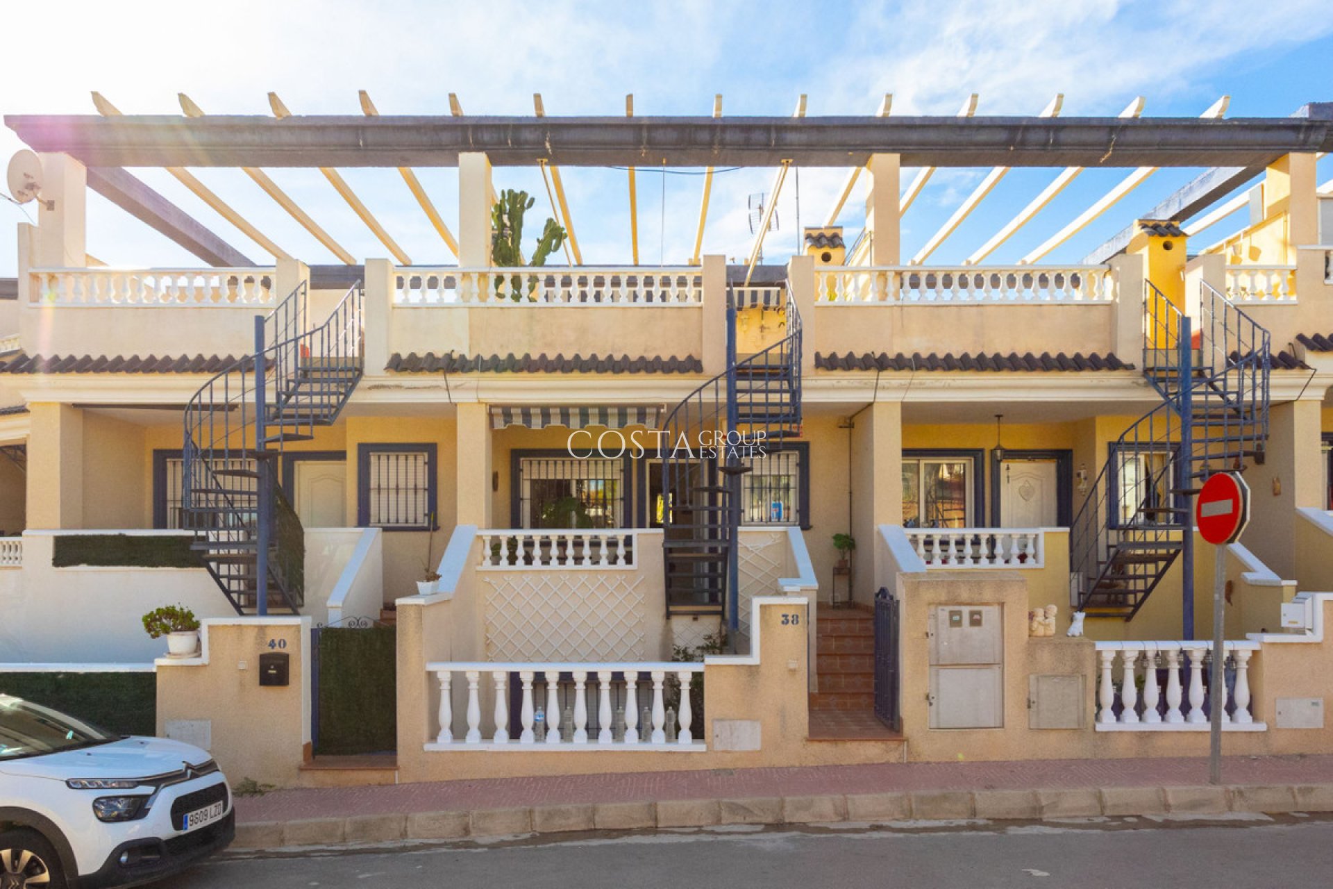 Wiederverkauf - House -
Orihuela Costa - Villamartin