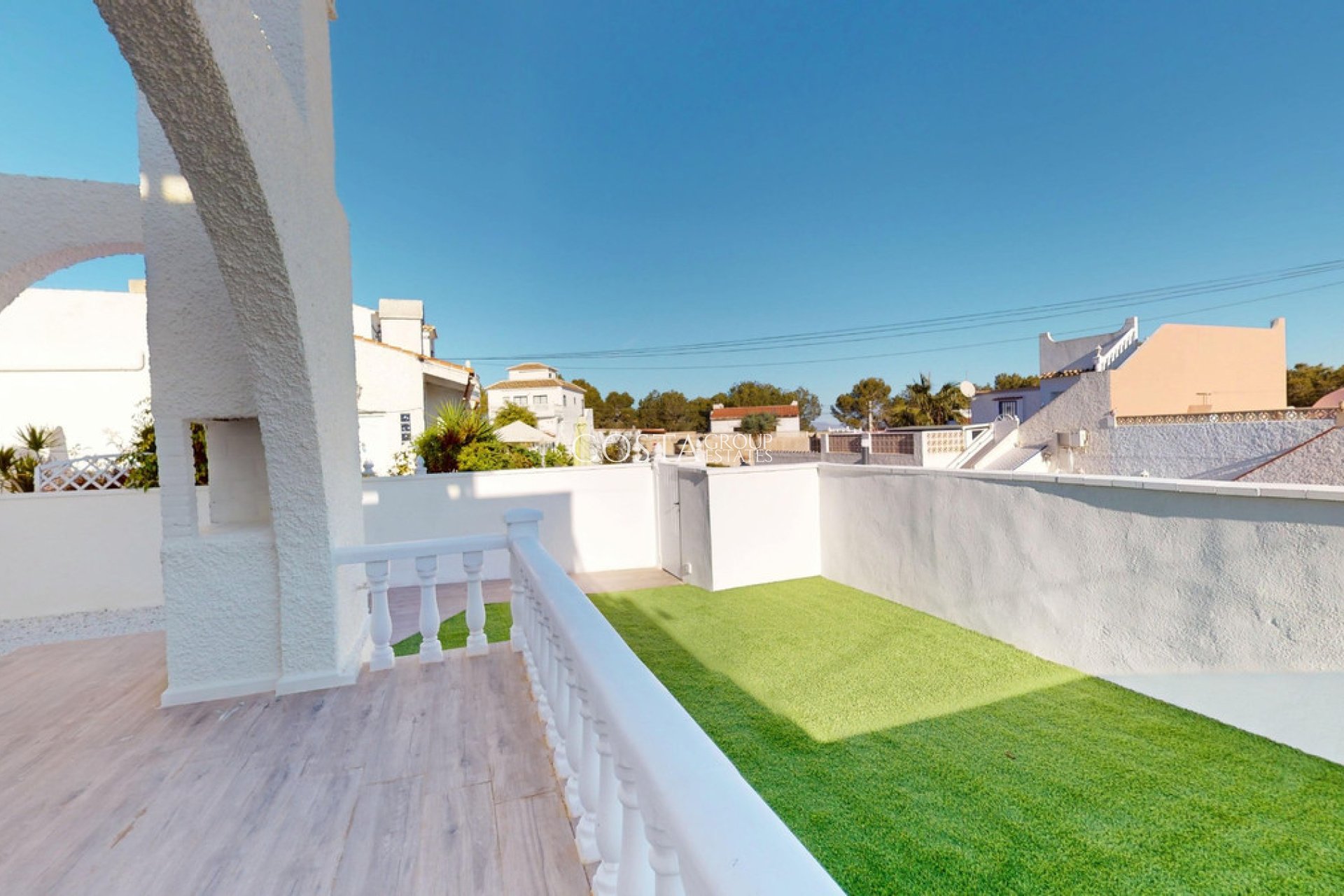 Wiederverkauf - House -
Orihuela Costa - Villamartin