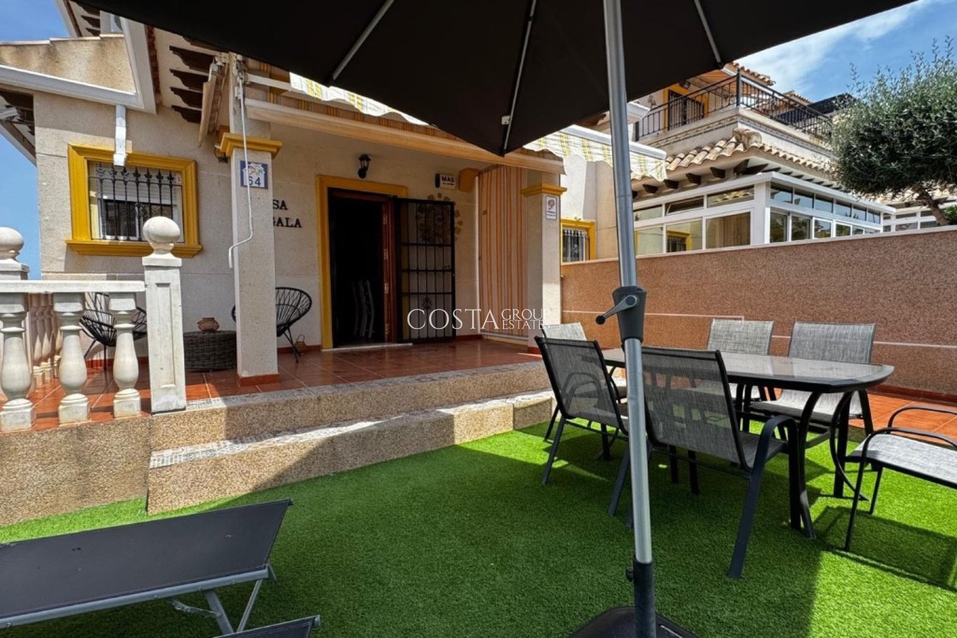 Wiederverkauf - House -
Orihuela Costa - Villamartin