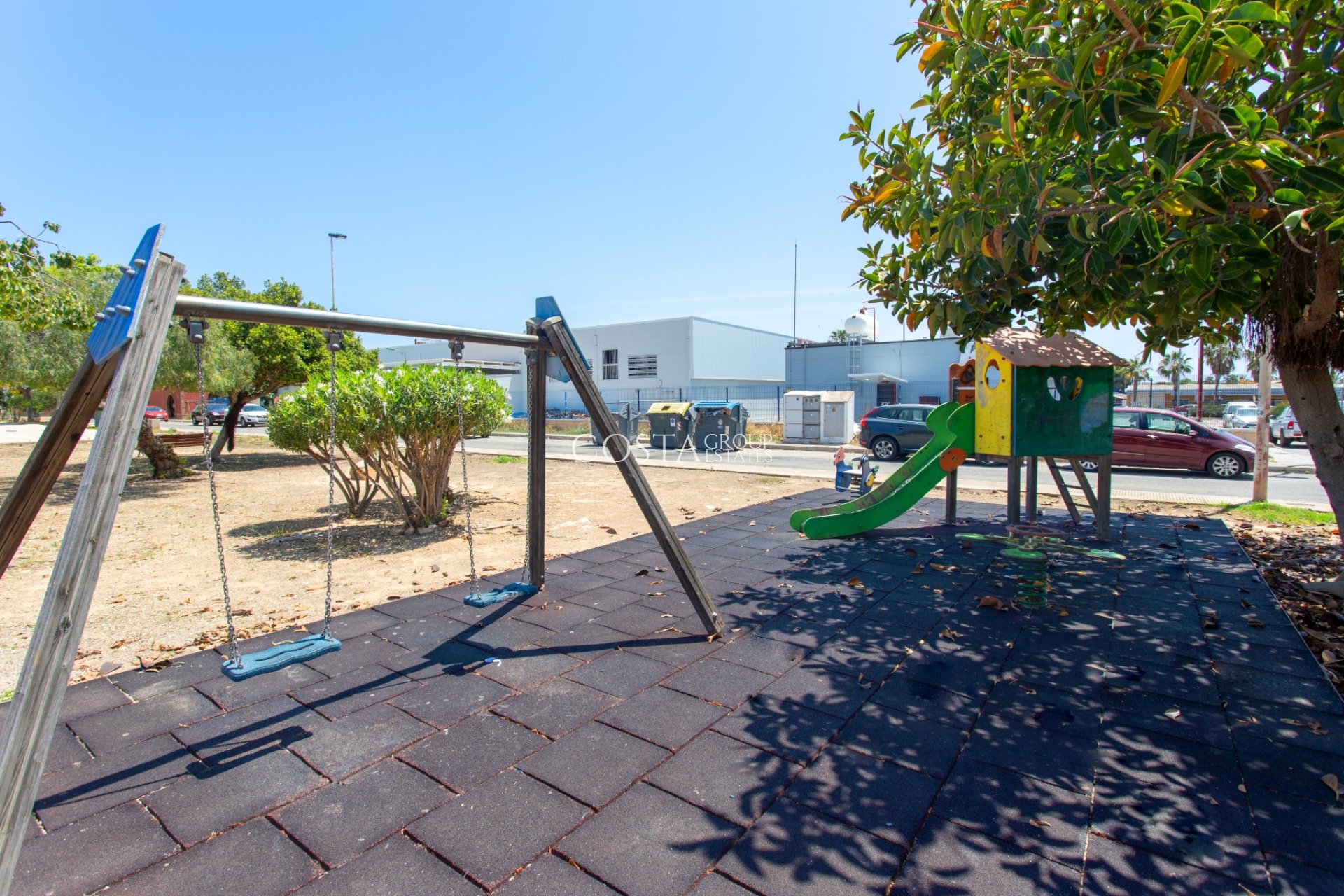 Wiederverkauf - House -
Orihuela Costa