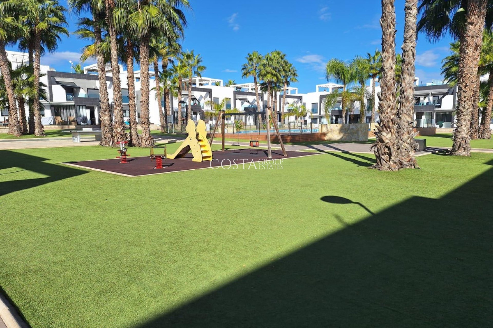 Wiederverkauf - House -
Orihuela Costa