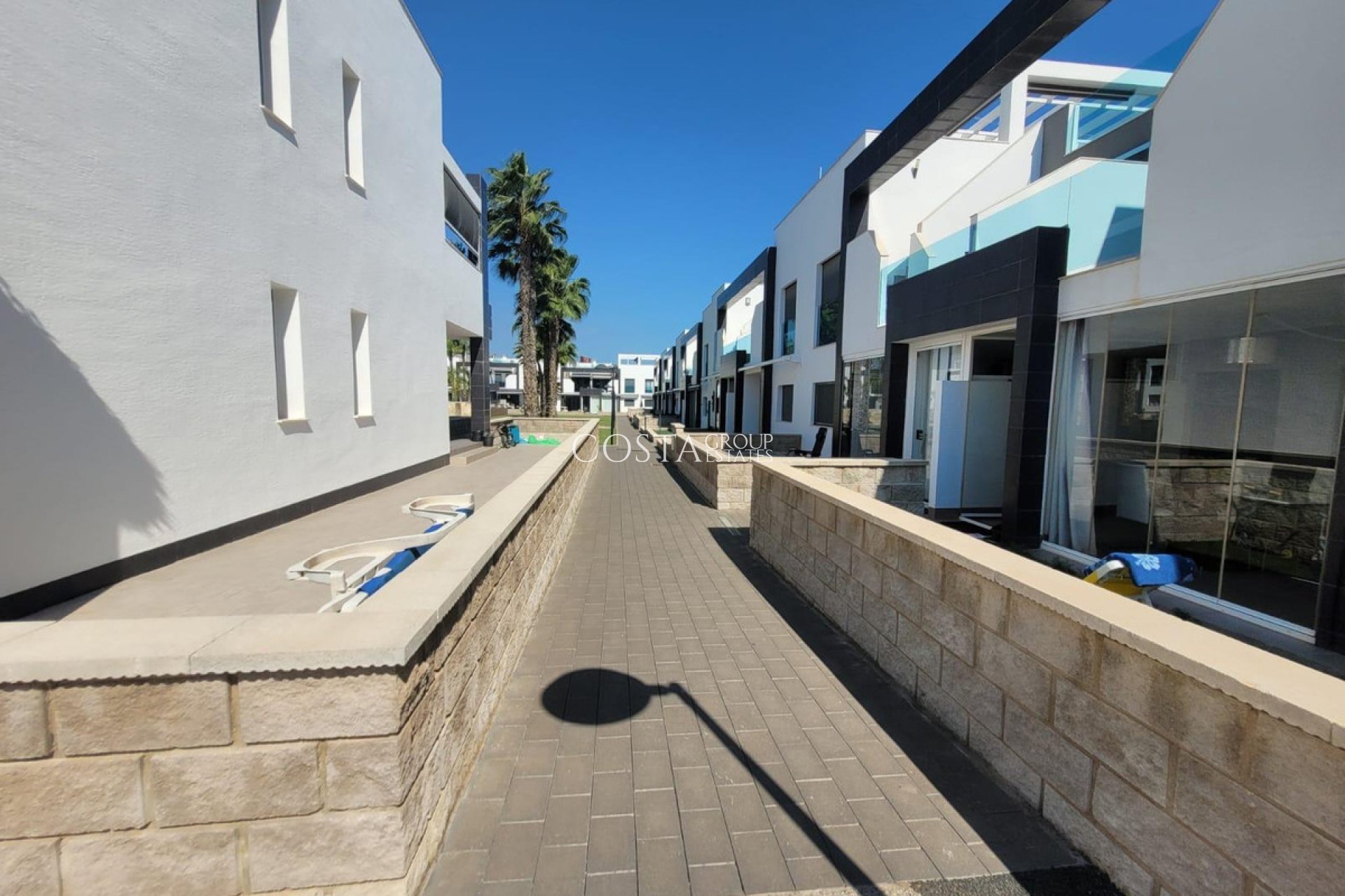 Wiederverkauf - House -
Orihuela Costa