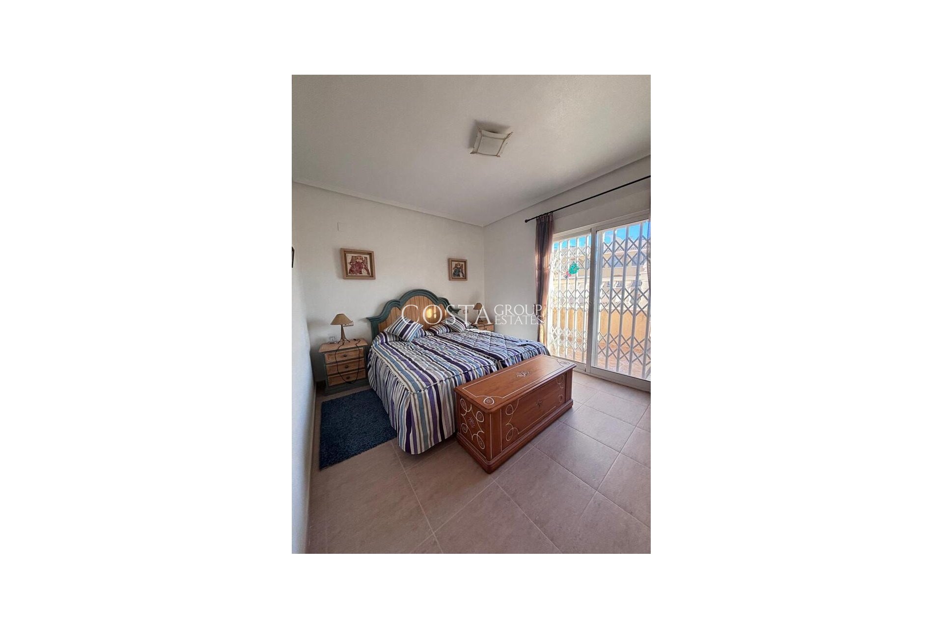 Wiederverkauf - House -
Orihuela Costa