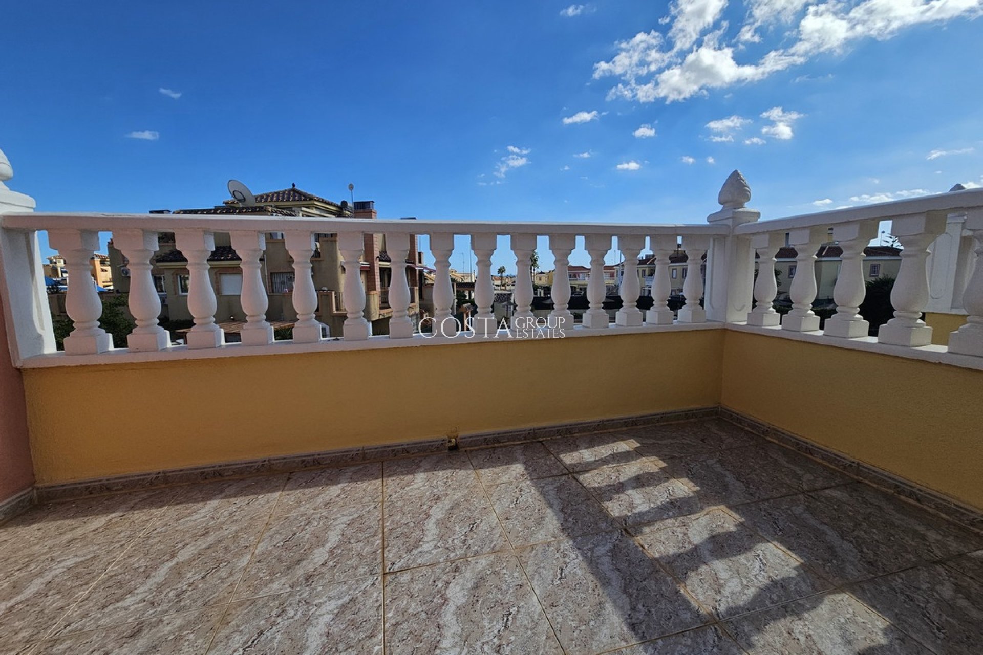 Wiederverkauf - House -
Orihuela - La Zenia