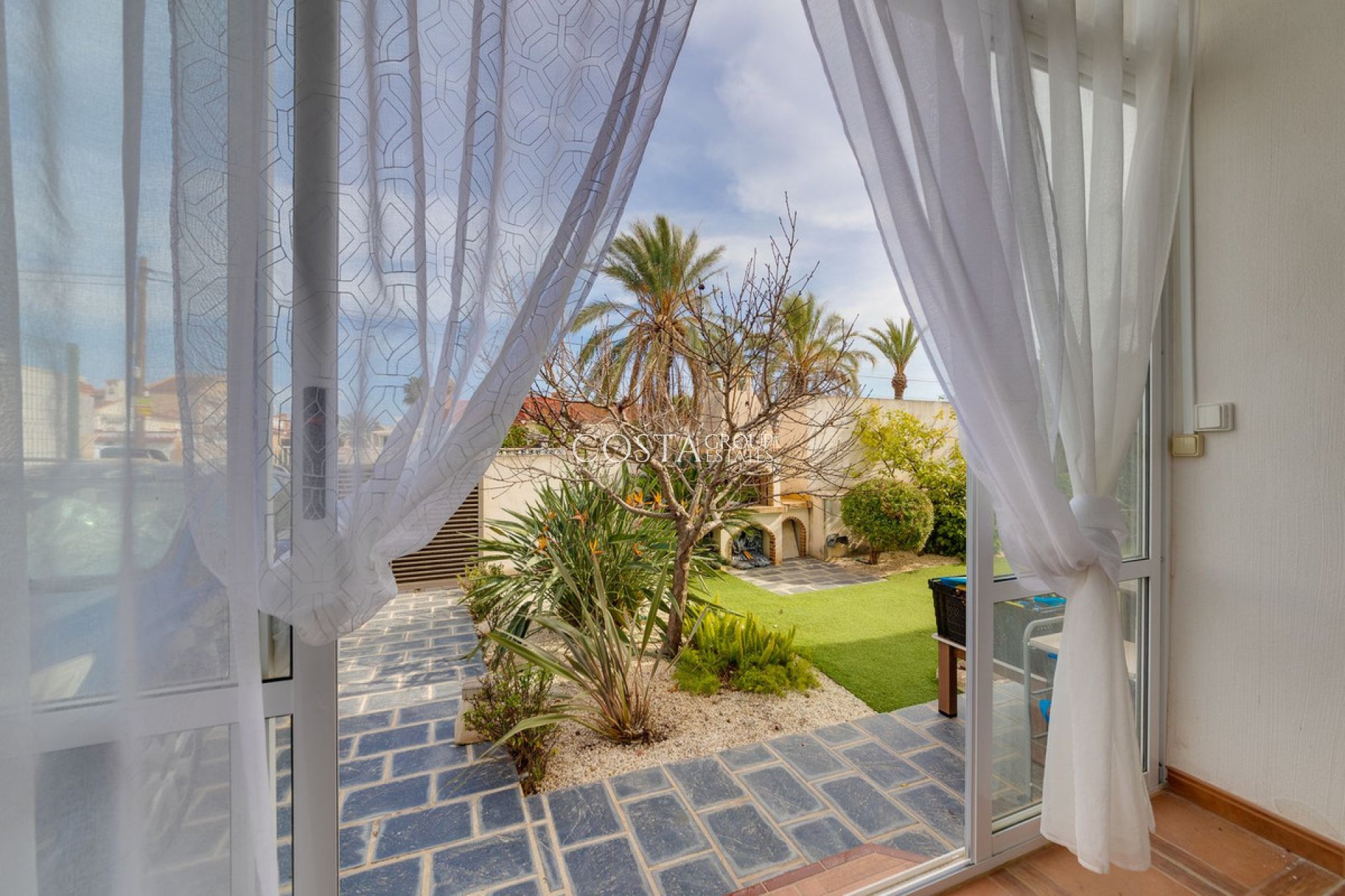 Wiederverkauf - House -
Orihuela - Mil Palmeras