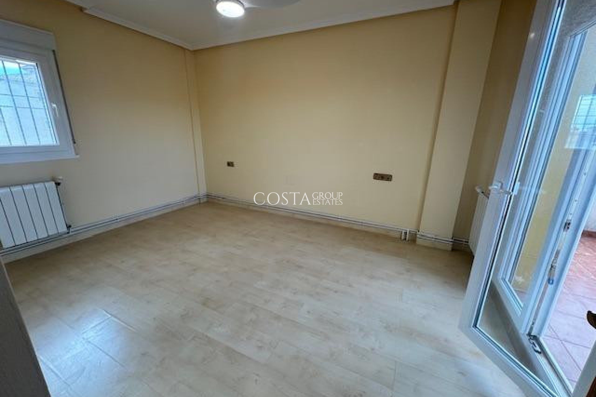 Wiederverkauf - House -
Orihuela - Orihuela Costa