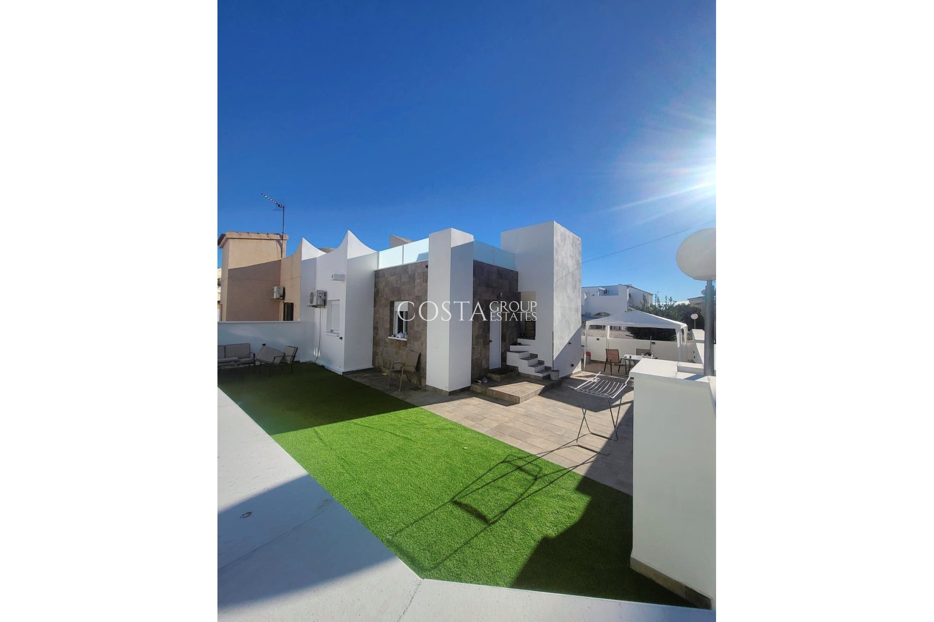 Wiederverkauf - House -
Orihuela - Playa Flamenca