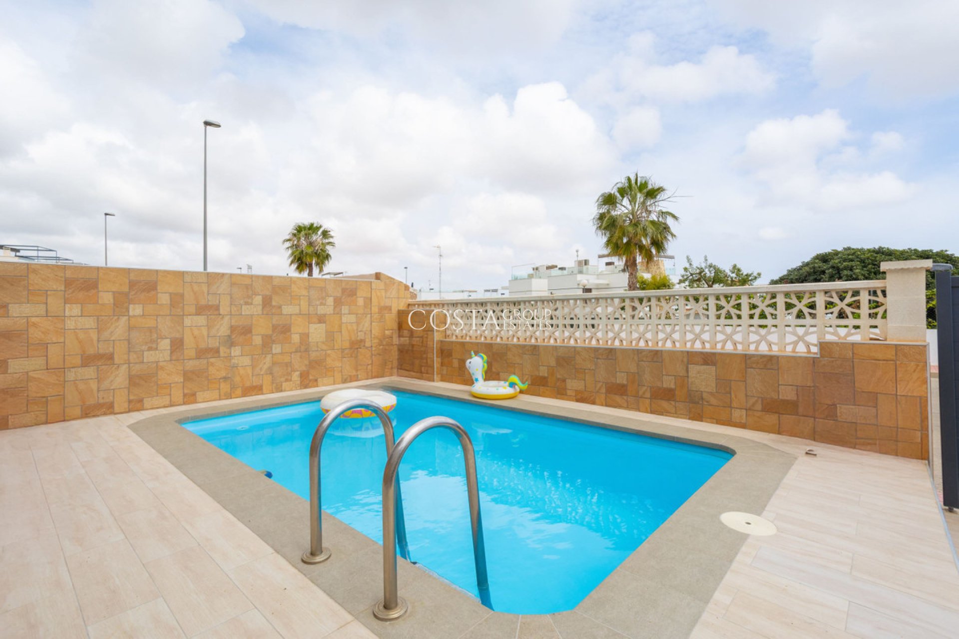 Wiederverkauf - House -
Orihuela - Villamartin