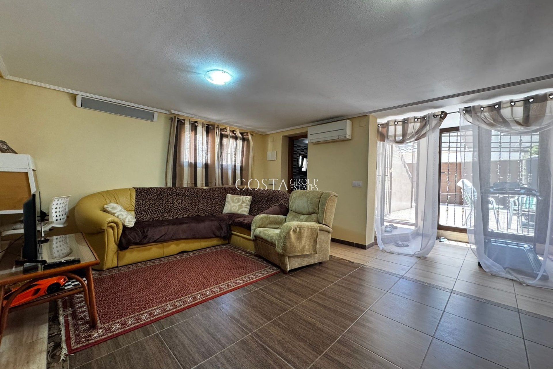 Wiederverkauf - House -
Punta Prima