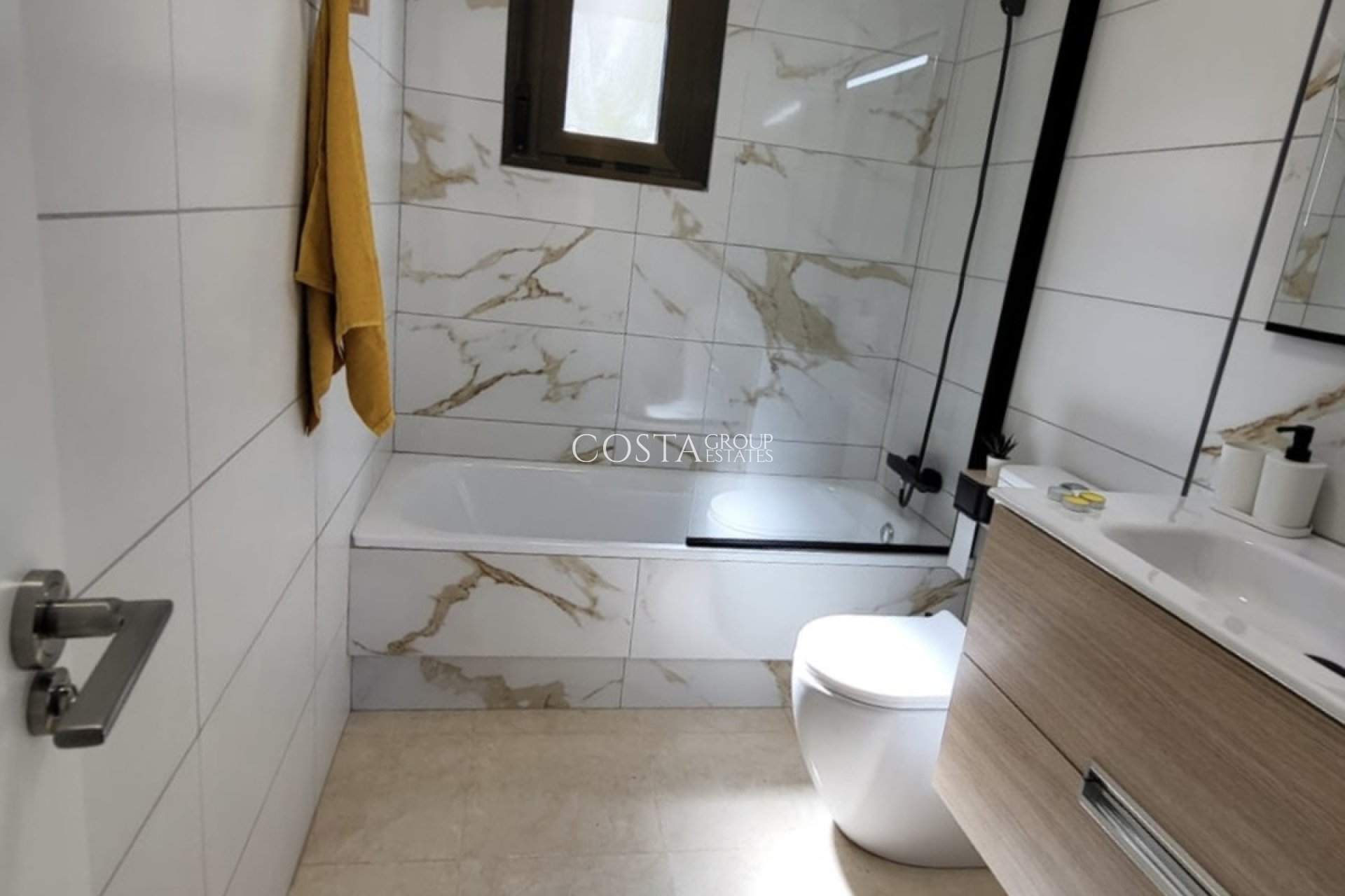 Wiederverkauf - House -
San Miguel de Salinas - San Miguel de Salinas Centro