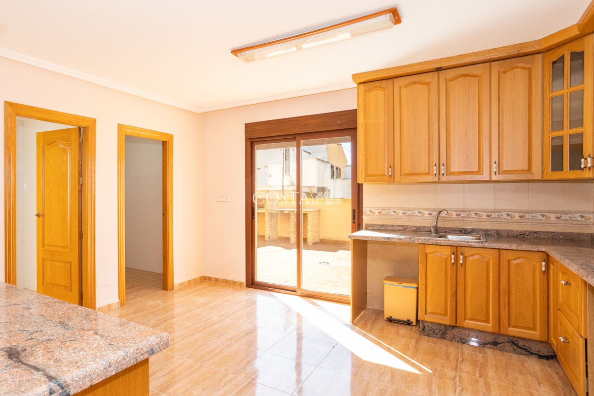 Wiederverkauf - House -
San Miguel de Salinas - San Miguel de Salinas Centro