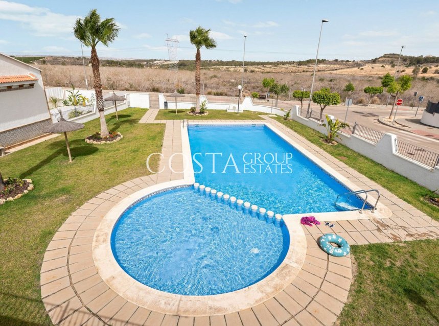 Wiederverkauf - House -
San Miguel de Salinas - San Miguel de Salinas Centro