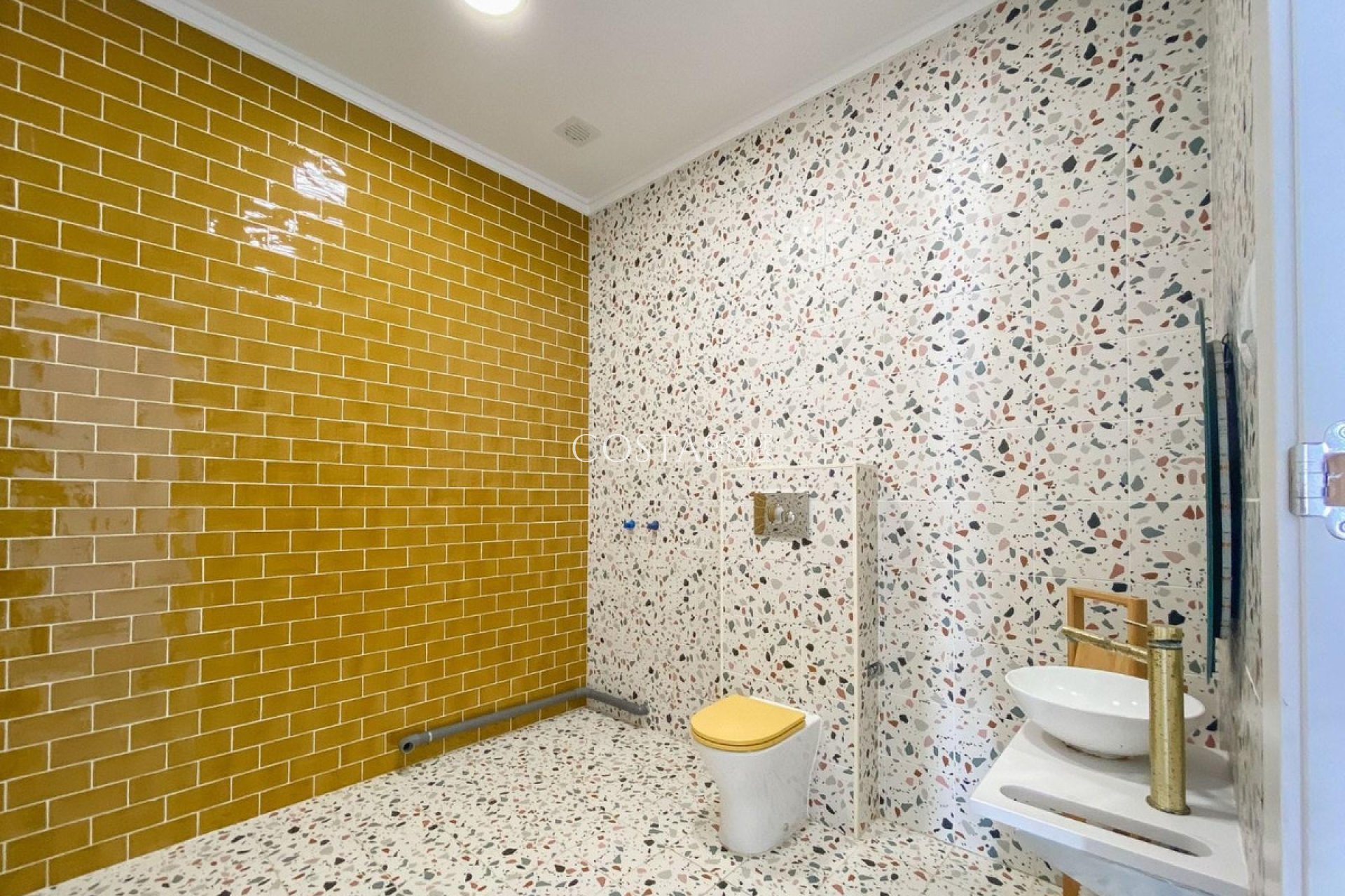 Wiederverkauf - House -
Torrevieja - Aguas Nuevas