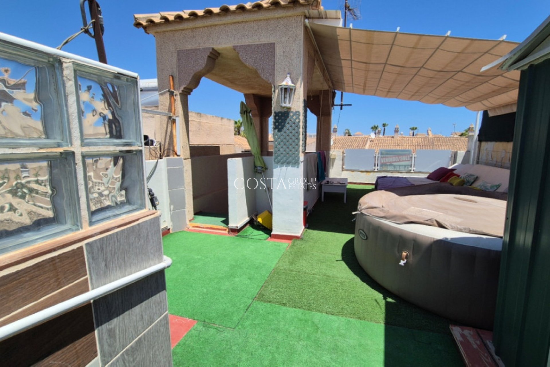 Wiederverkauf - House -
Torrevieja - Torrevieja Centro