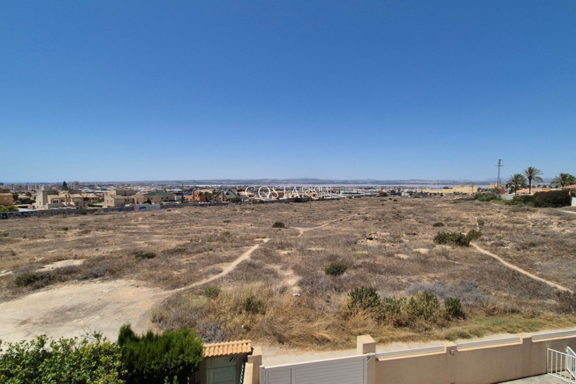 Wiederverkauf - House -
Torrevieja - Torrevieja Centro