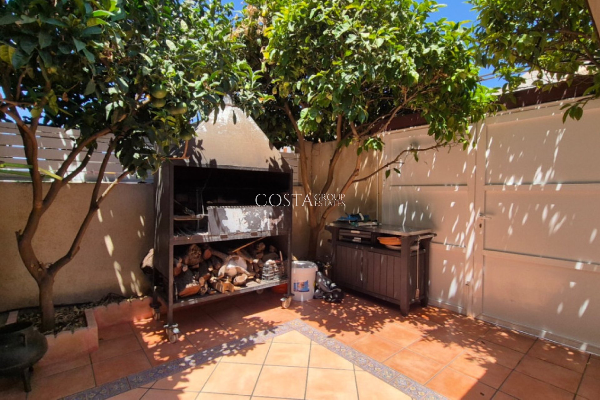 Wiederverkauf - House -
Torrevieja - Torrevieja Centro