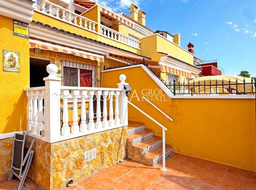 Wiederverkauf - House -
Torrevieja - Torrevieja Centro