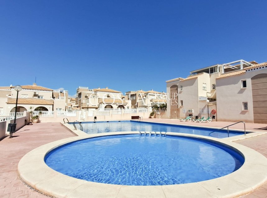 Wiederverkauf - House -
Torrevieja - Torrevieja Centro