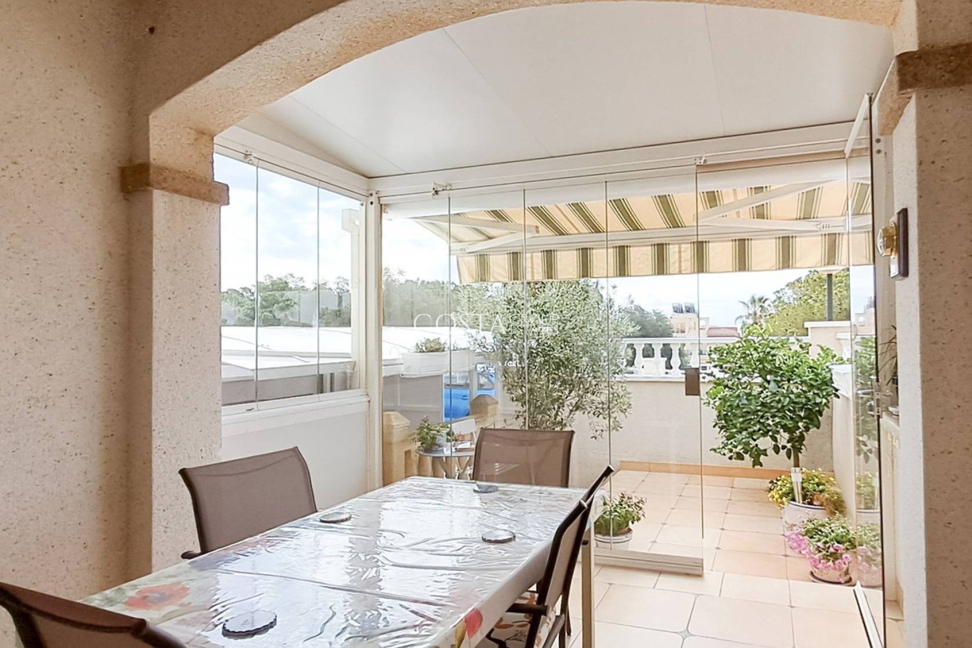 Wiederverkauf - House -
Torrevieja - Torrevieja Centro