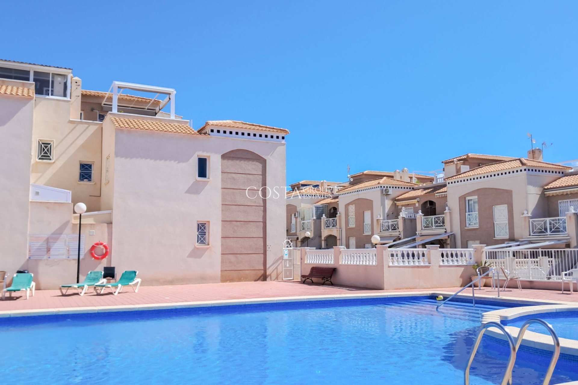 Wiederverkauf - House -
Torrevieja - Torrevieja Centro