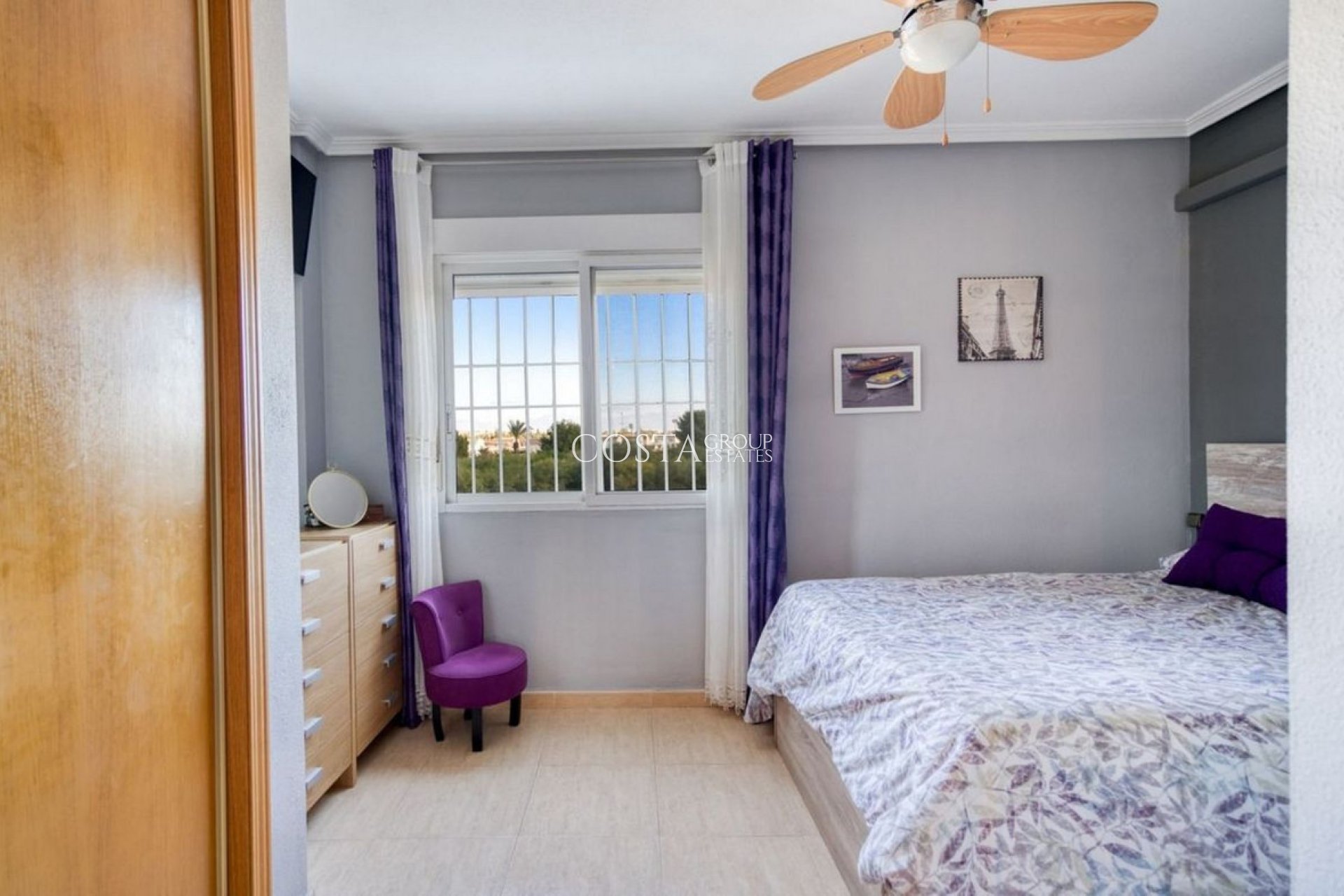 Wiederverkauf - House -
Torrevieja - Torrevieja Centro