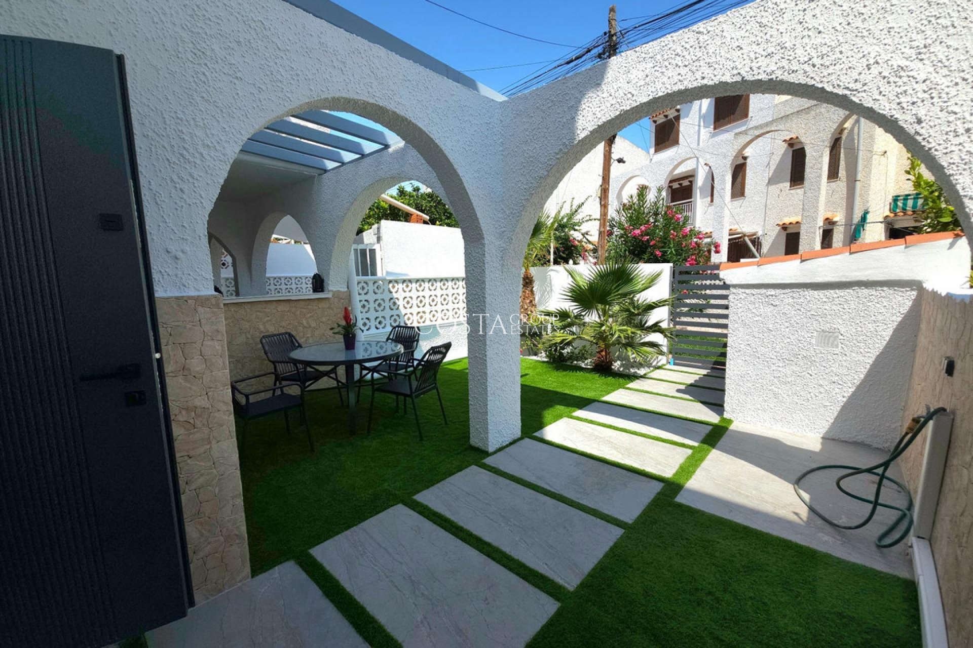 Wiederverkauf - House -
Torrevieja - Torrevieja Centro