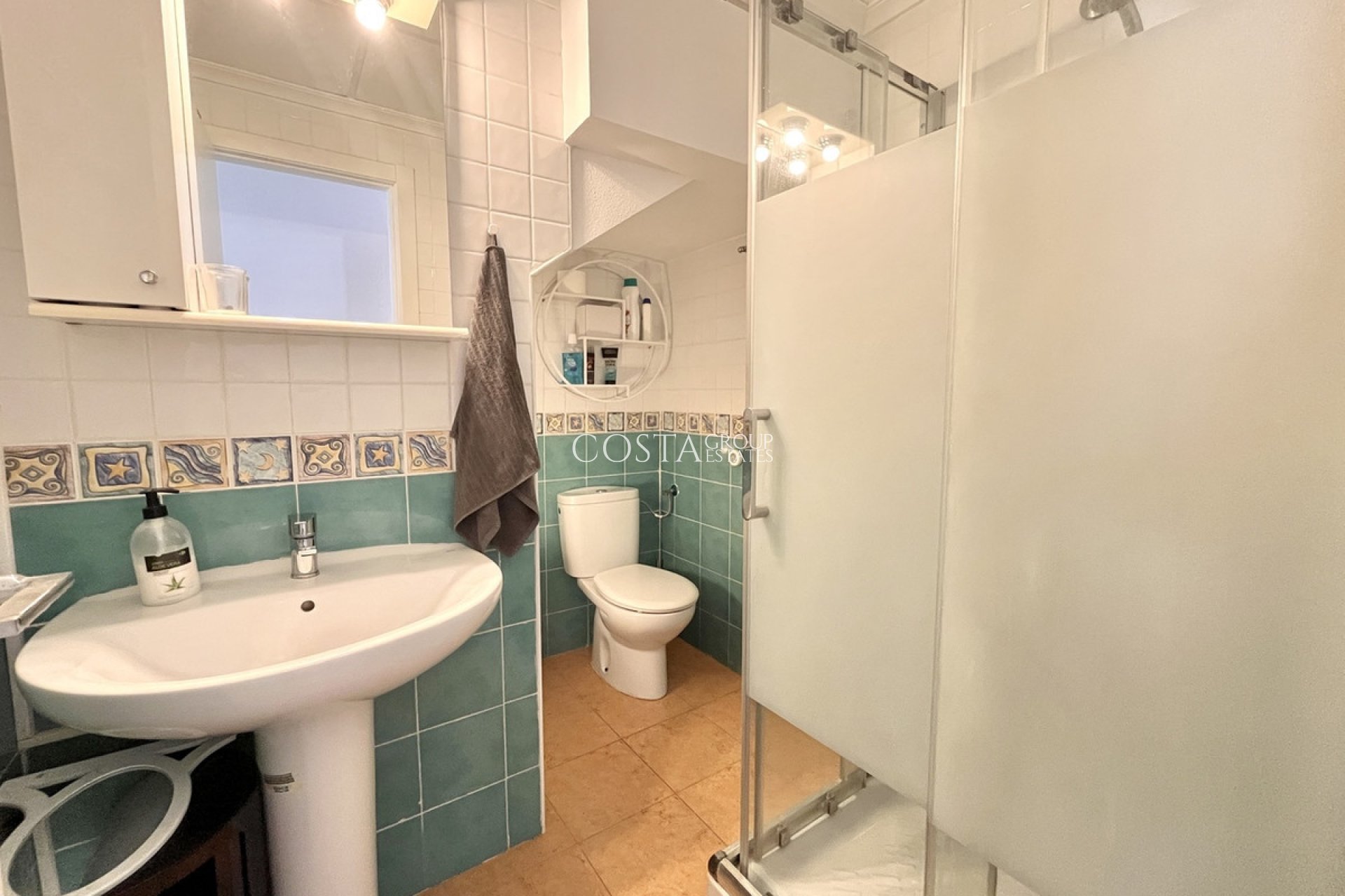 Wiederverkauf - House -
Torrevieja - Torrevieja Centro