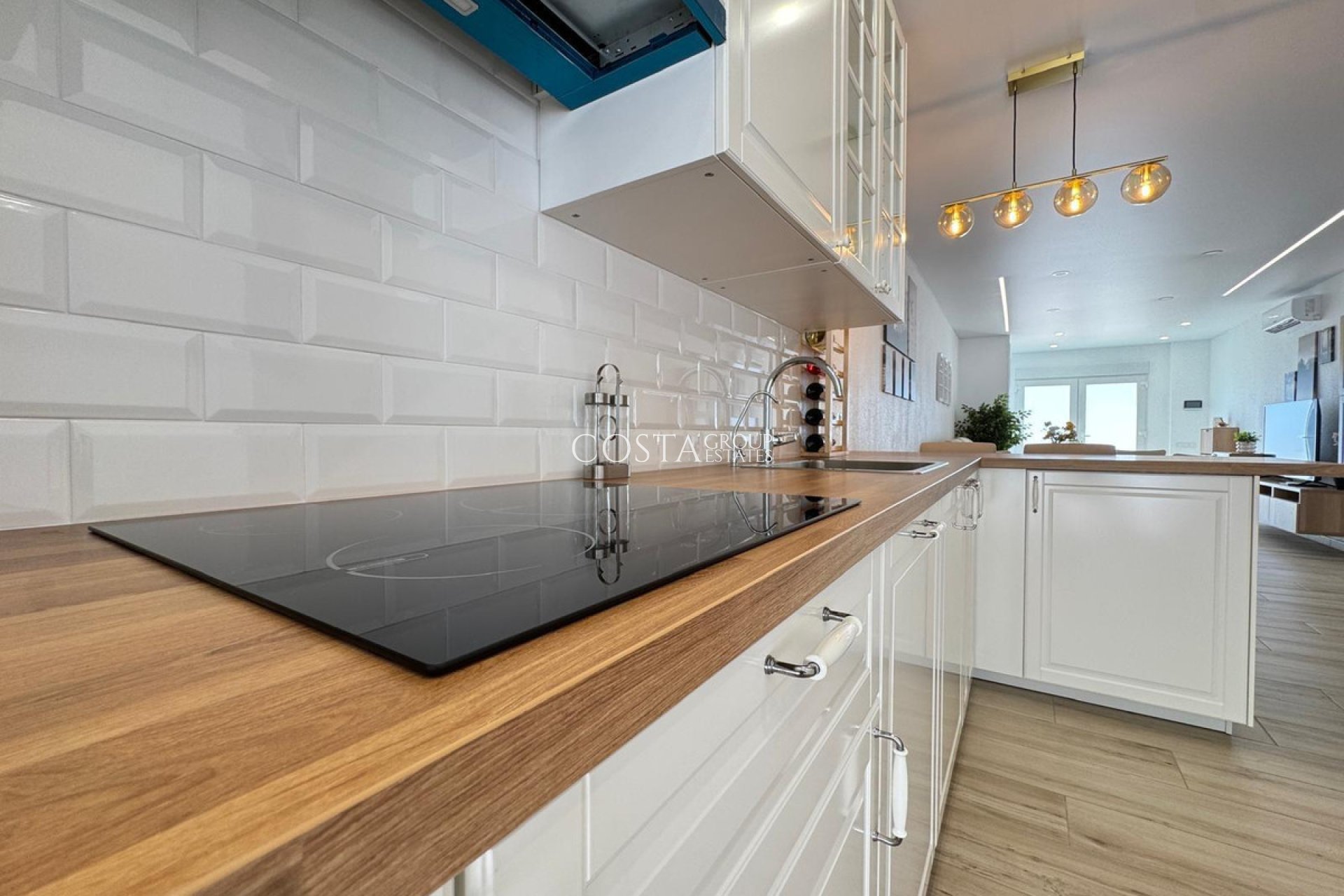 Wiederverkauf - House -
Torrevieja - Torrevieja Centro