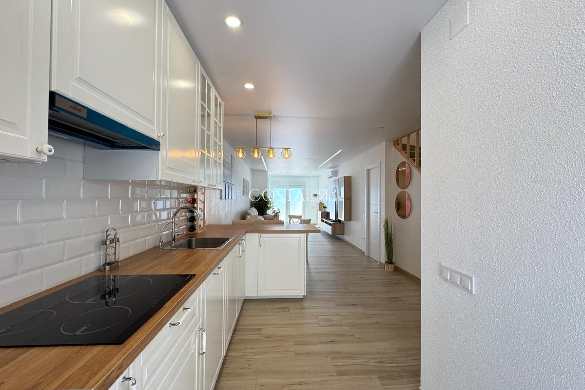 Wiederverkauf - House -
Torrevieja - Torrevieja Centro