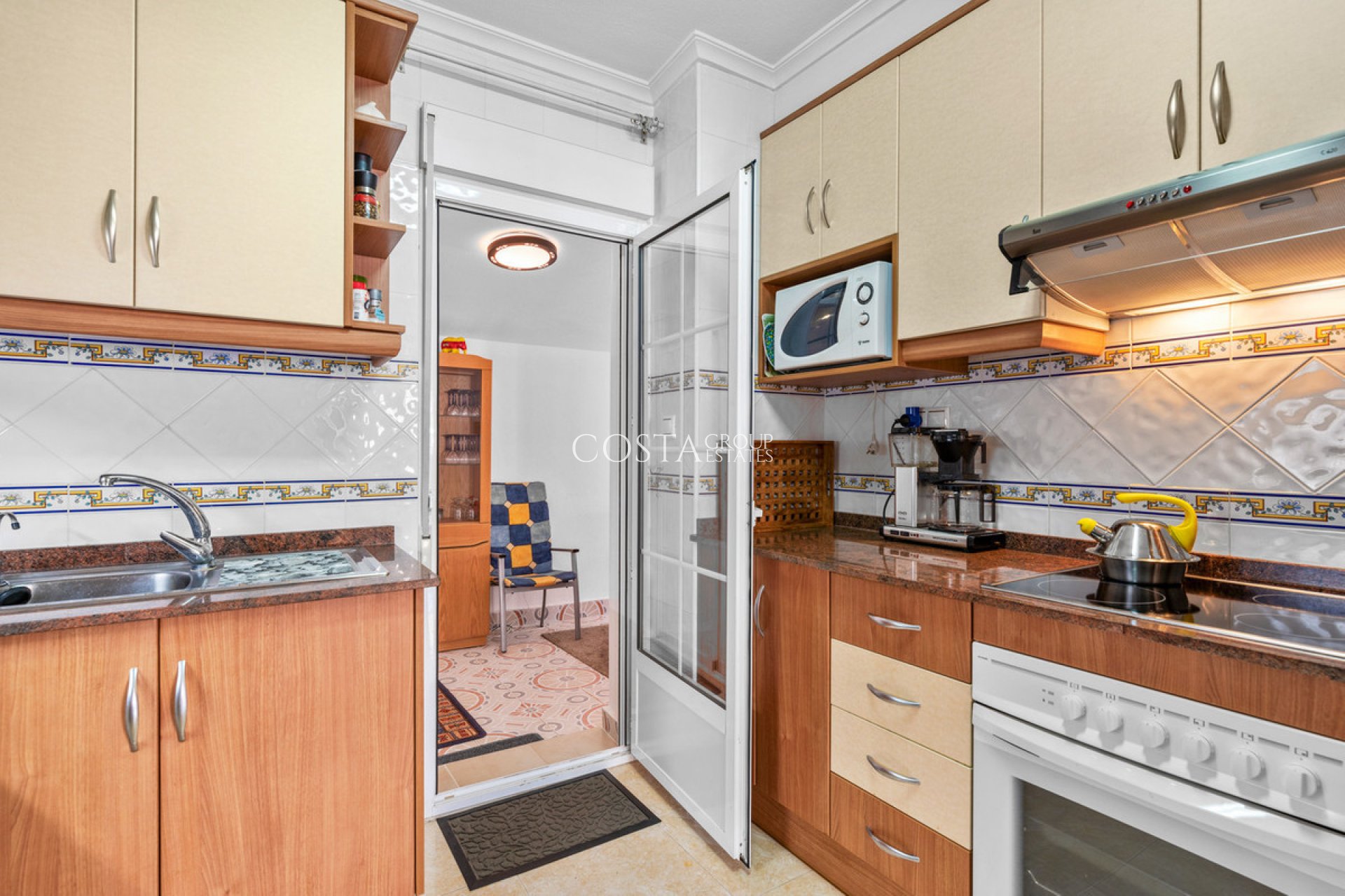 Wiederverkauf - House -
Torrevieja - Torrevieja Centro