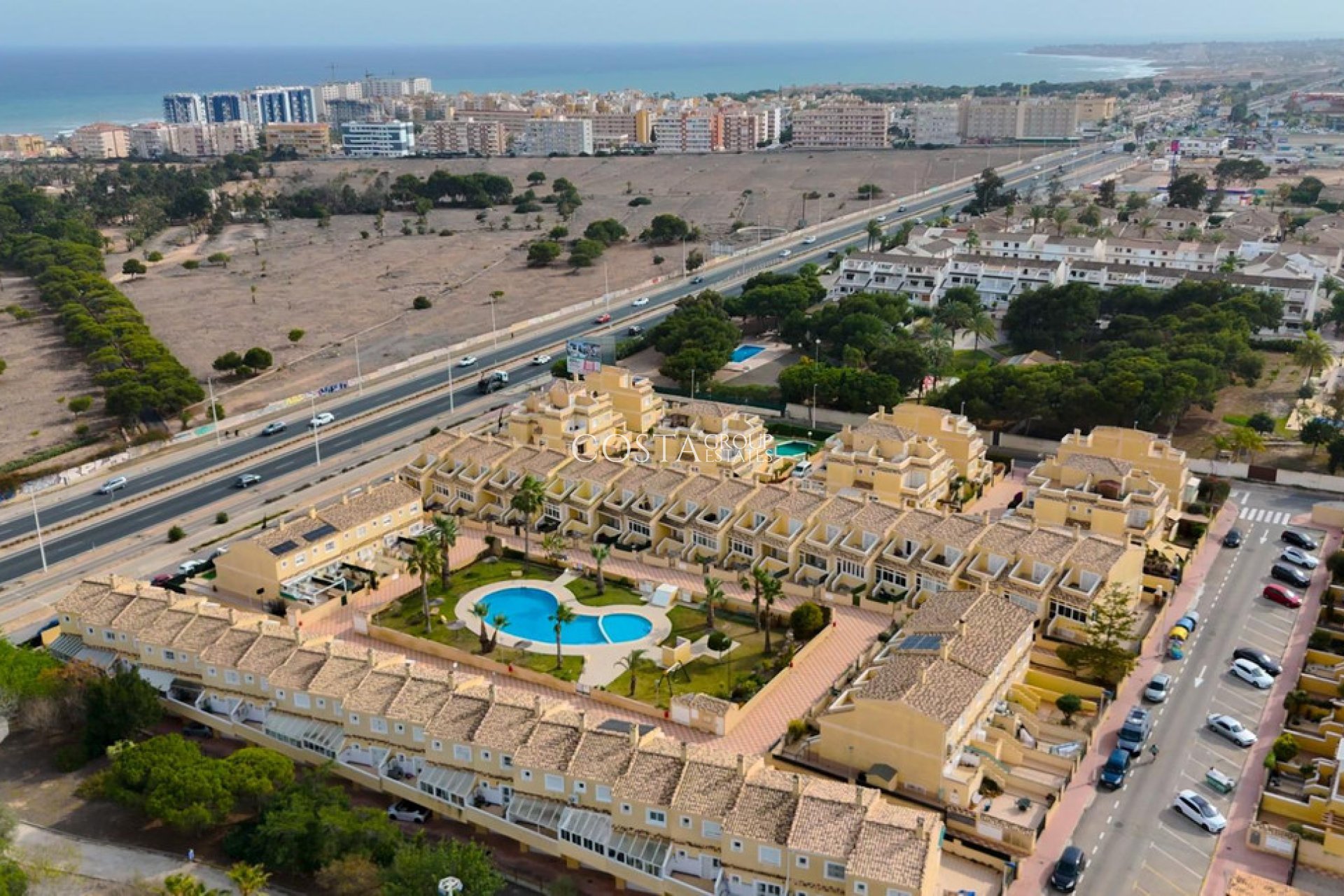 Wiederverkauf - House -
Torrevieja - Torrevieja Centro